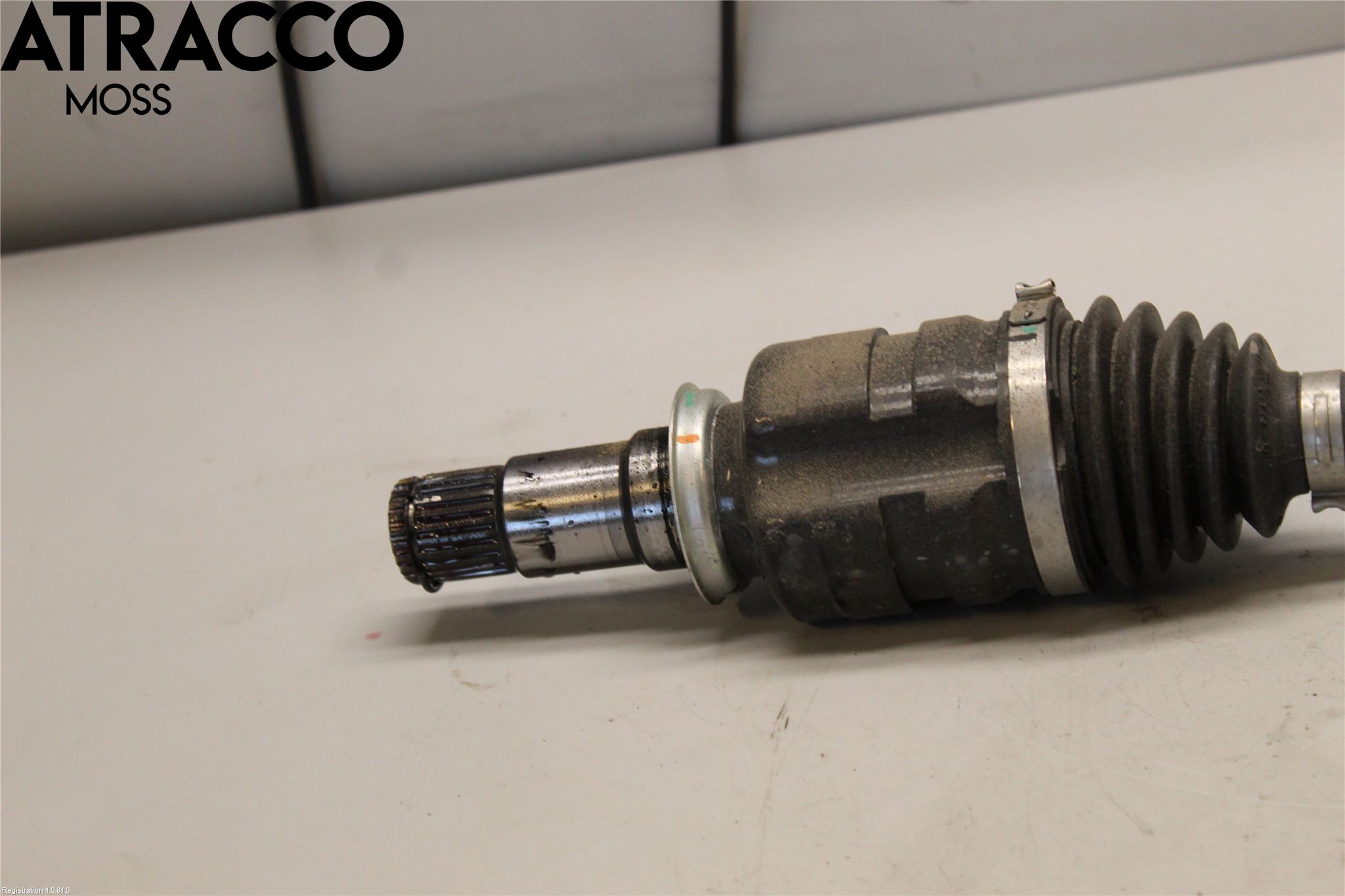 Toyota C-HR 16-23 Drivaksel Foran Kompl Høyre