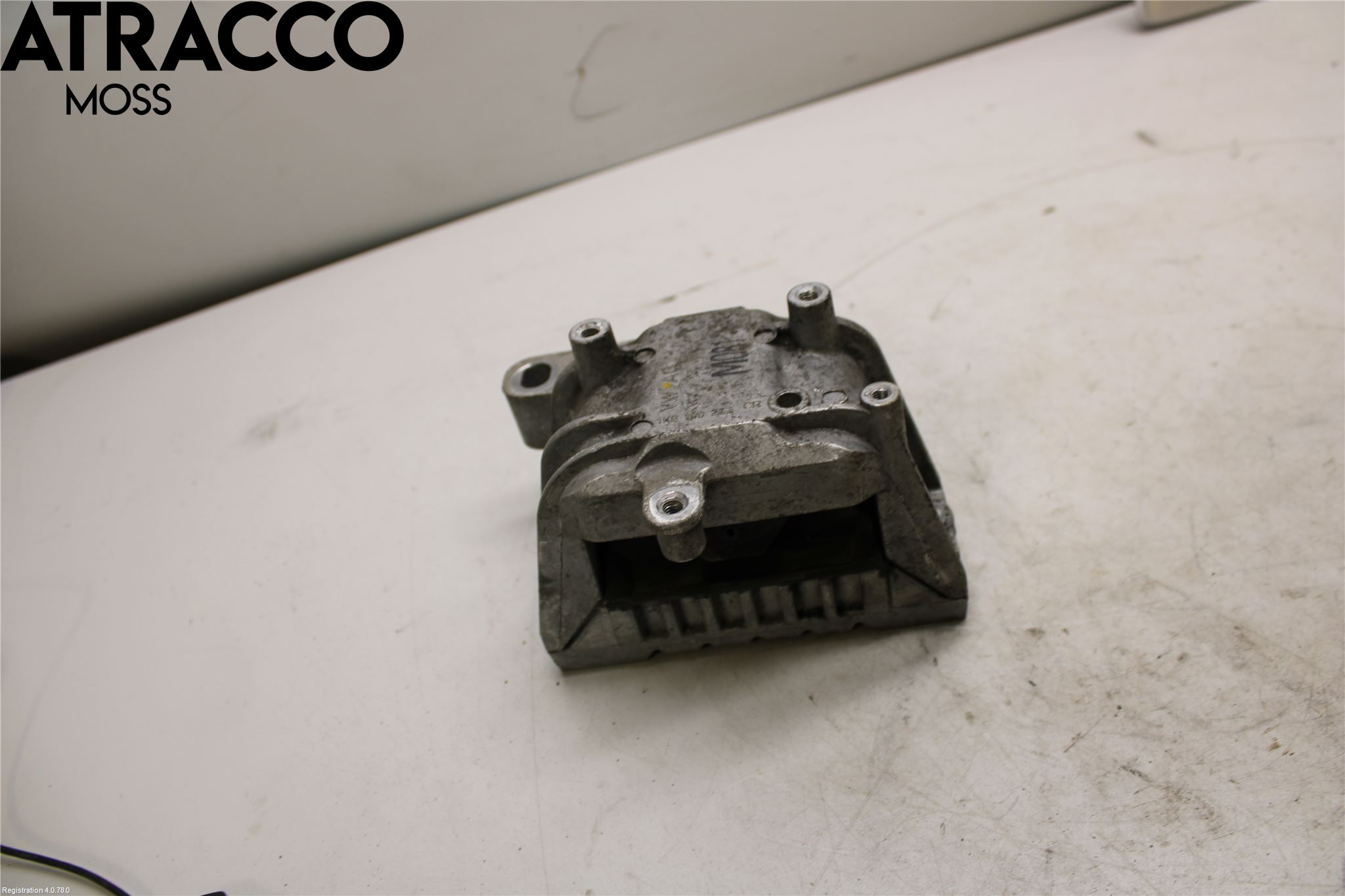 Volkswagen VW PASSAT CC 08-16 Motor Feste Gummi