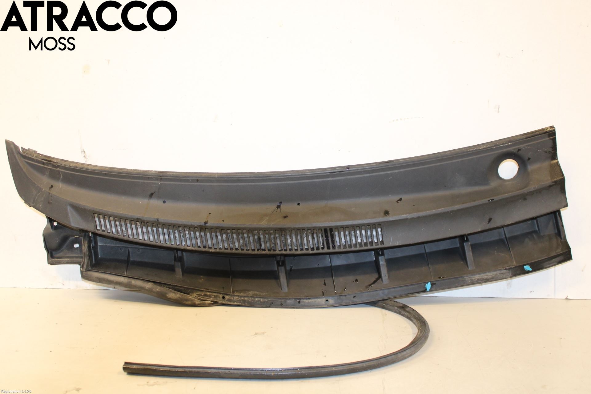 Toyota AURIS 10-12 Visker Deksel-Grill-Under Frr