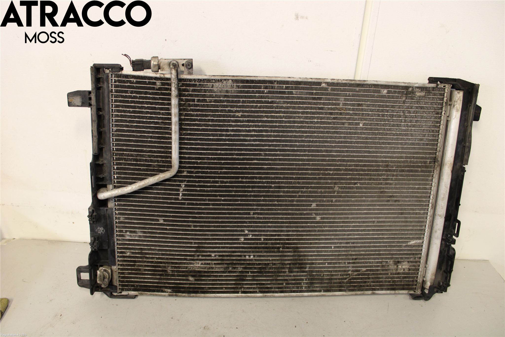 Mercedes-Benz MB C-KLASS (W204) 07-15 Radiator Manuell
