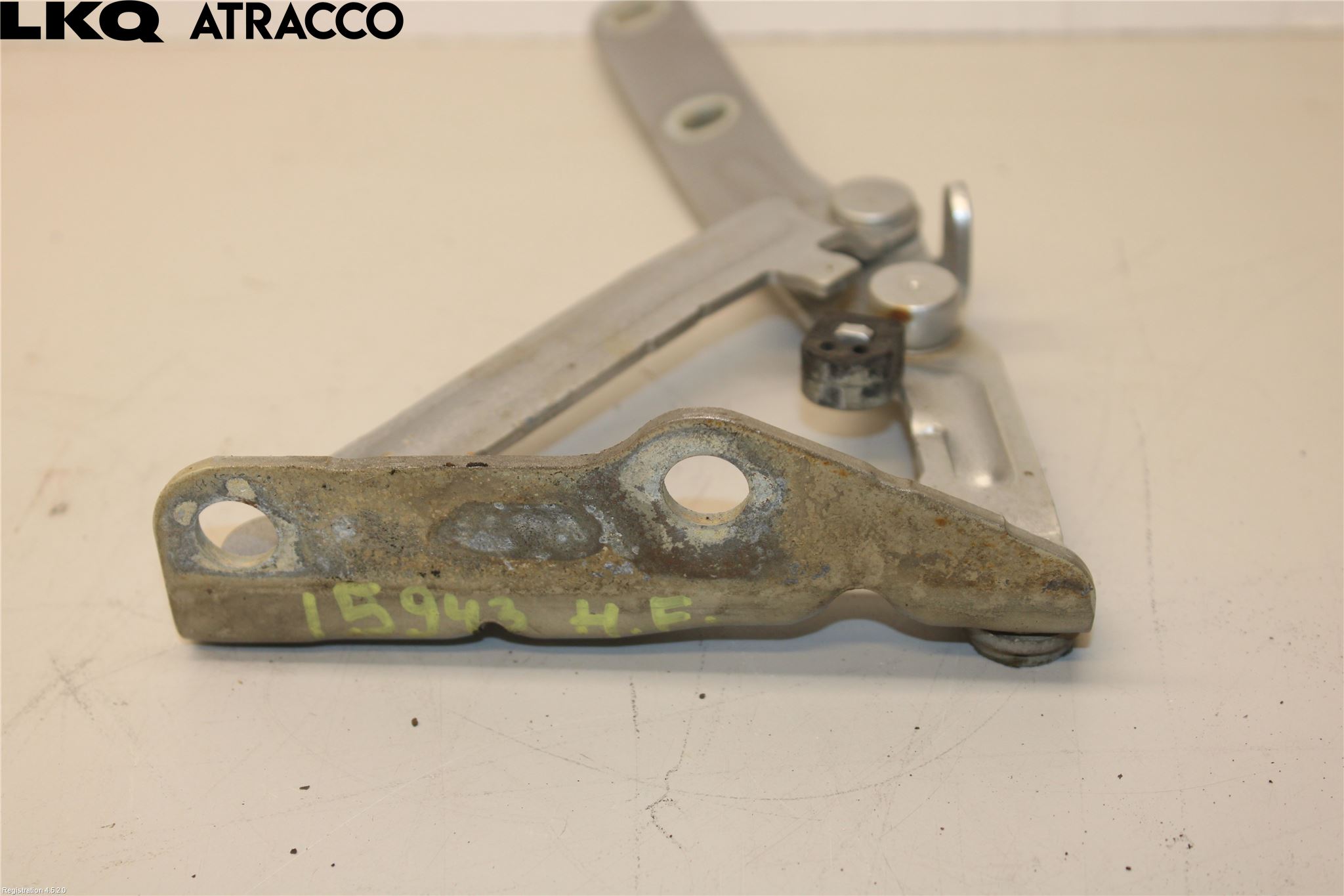 Volkswagen VW TRANSP/CARAVELLE (T5) 04-15 Panser Hengsel - Hengsler