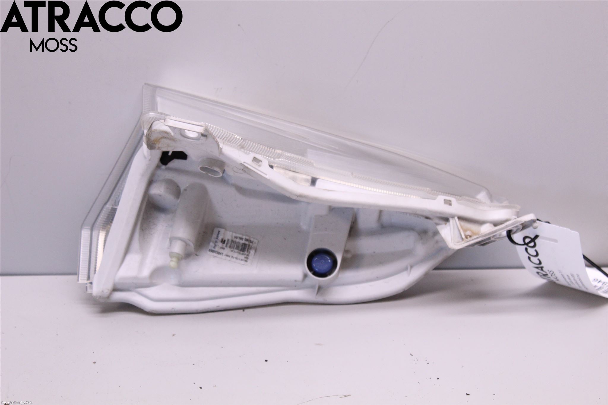 Nissan LEAF 11-17 Frontlykt Høyre