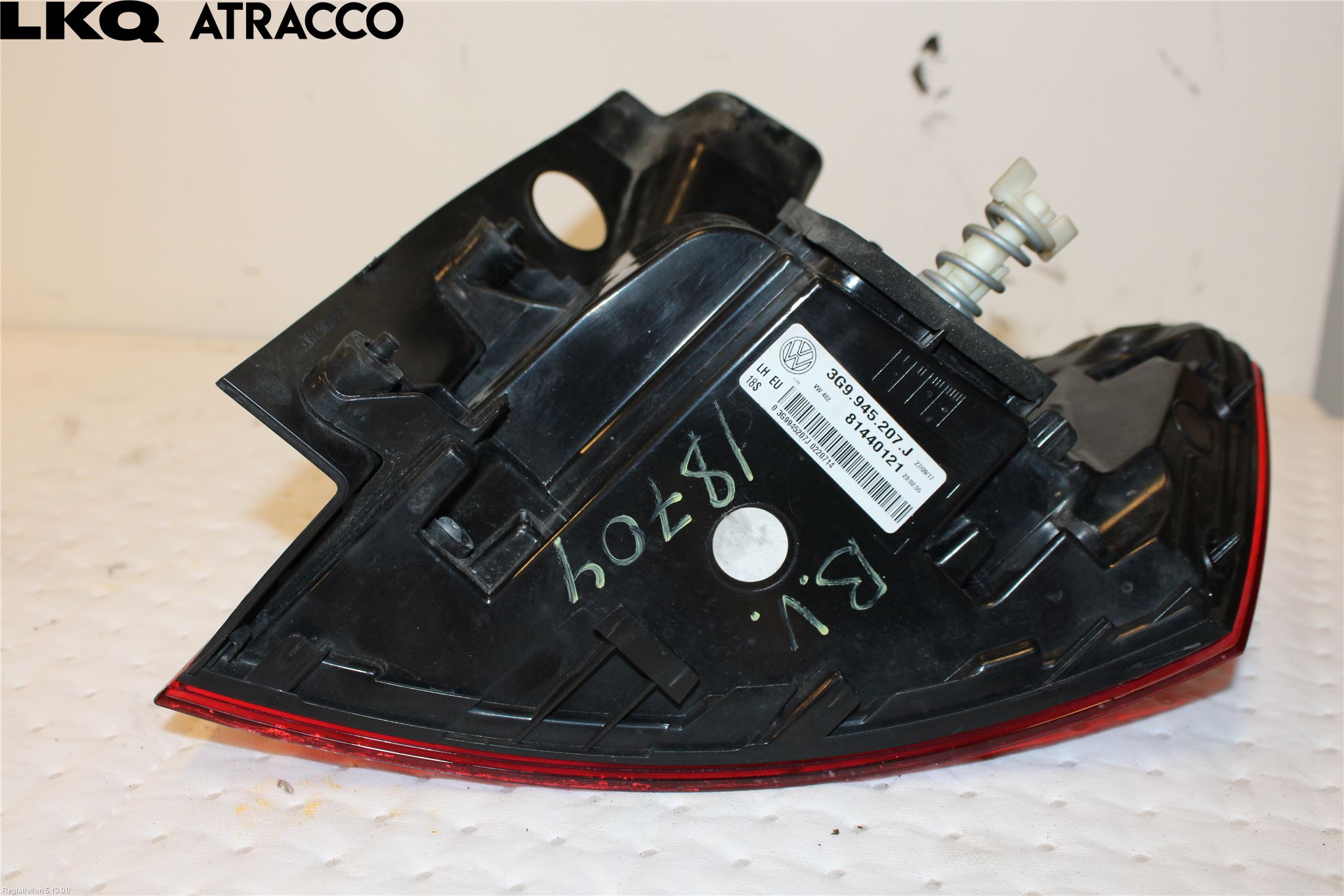 Volkswagen VW PASSAT 15-19 Baklykt Venstre