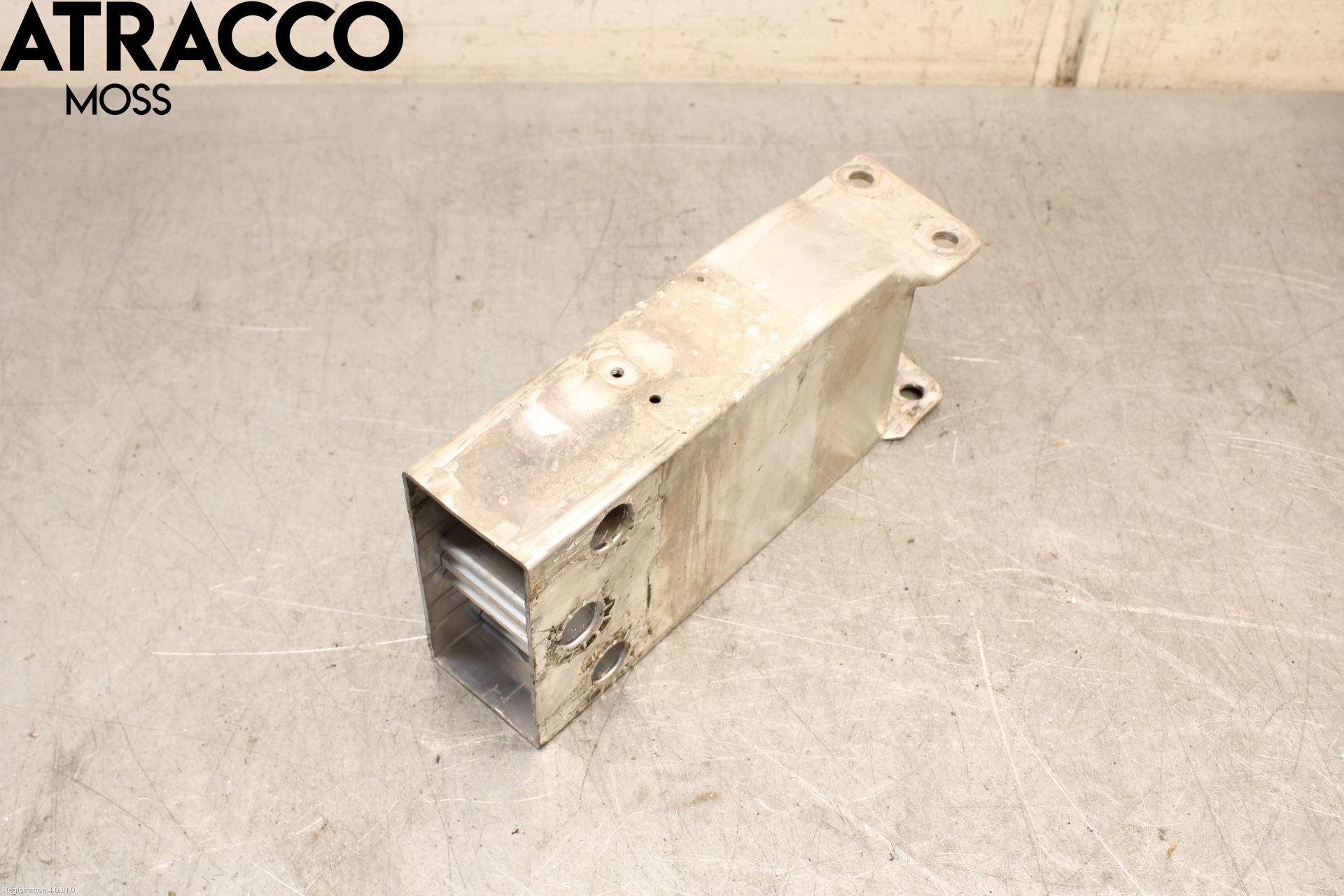 Mercedes-Benz MB A-KLASS (W176) 13-18 Støtfanger Foran Feste