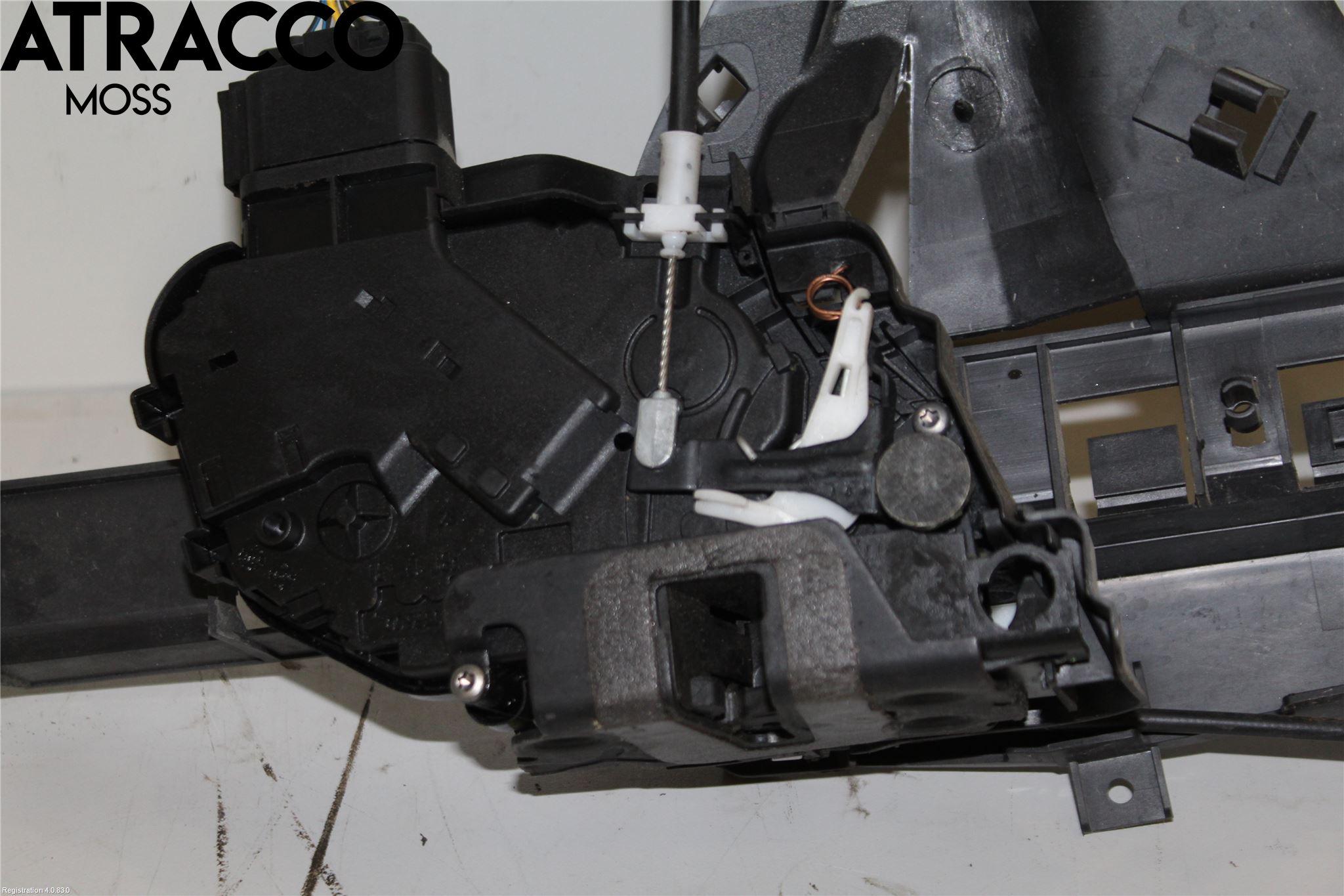 Ford KUGA 08-12 Dørlås - Låsekasse