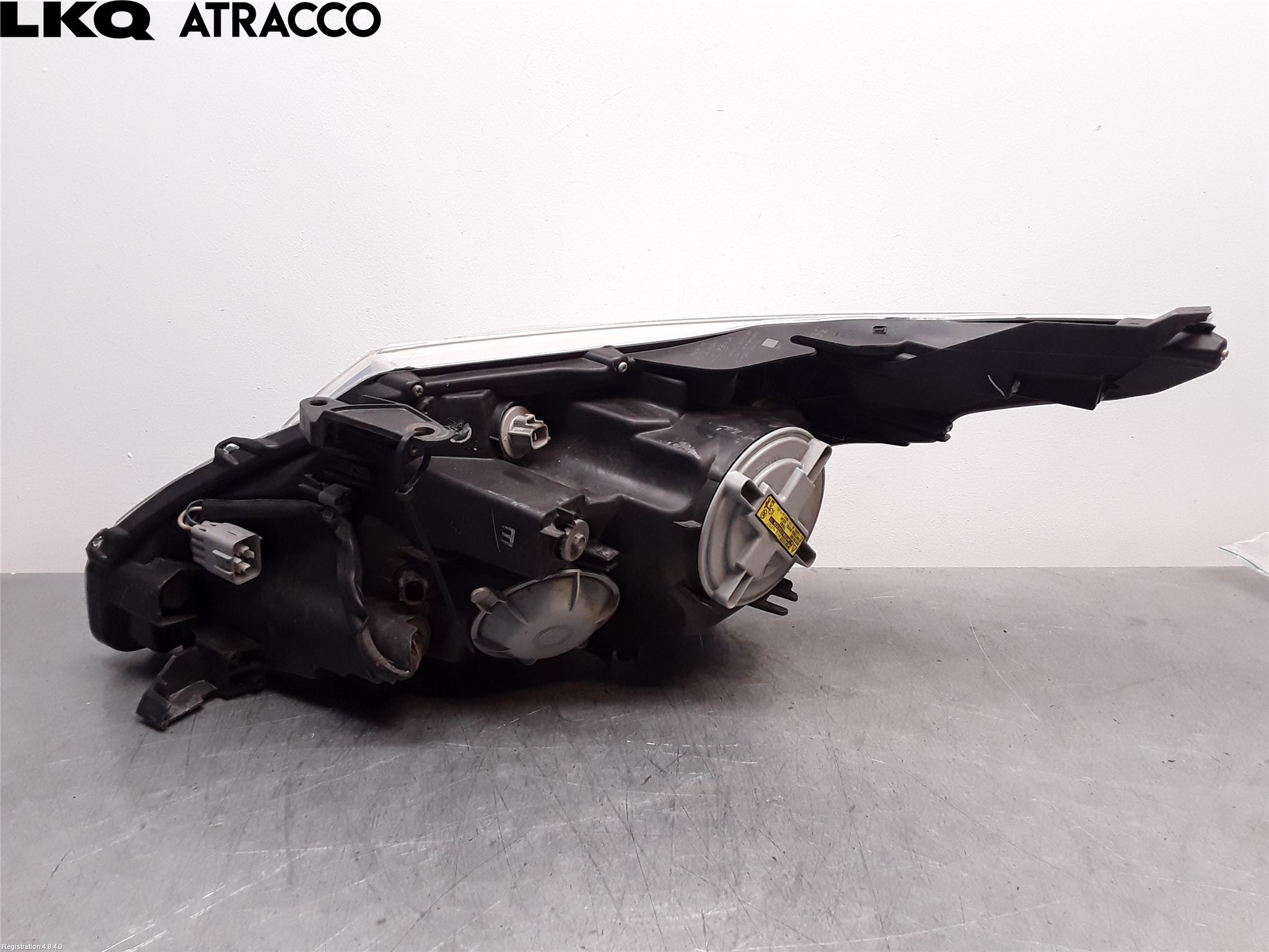 Toyota AVENSIS 09-15 Frontlykt Høyre