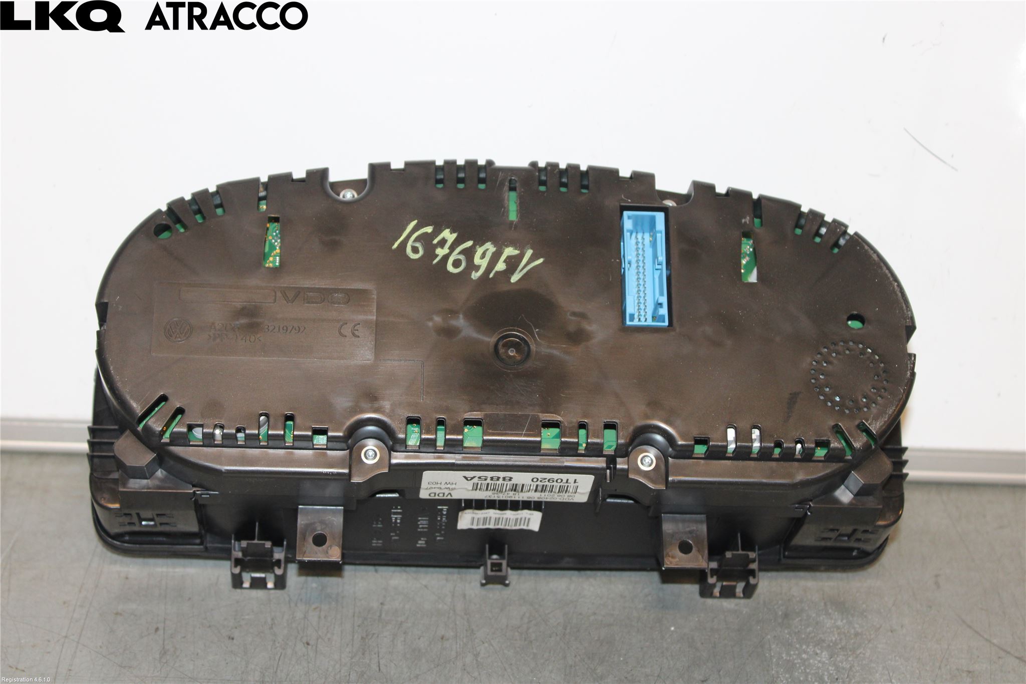 Volkswagen VW TOURAN 10-15 Instr Kombinert