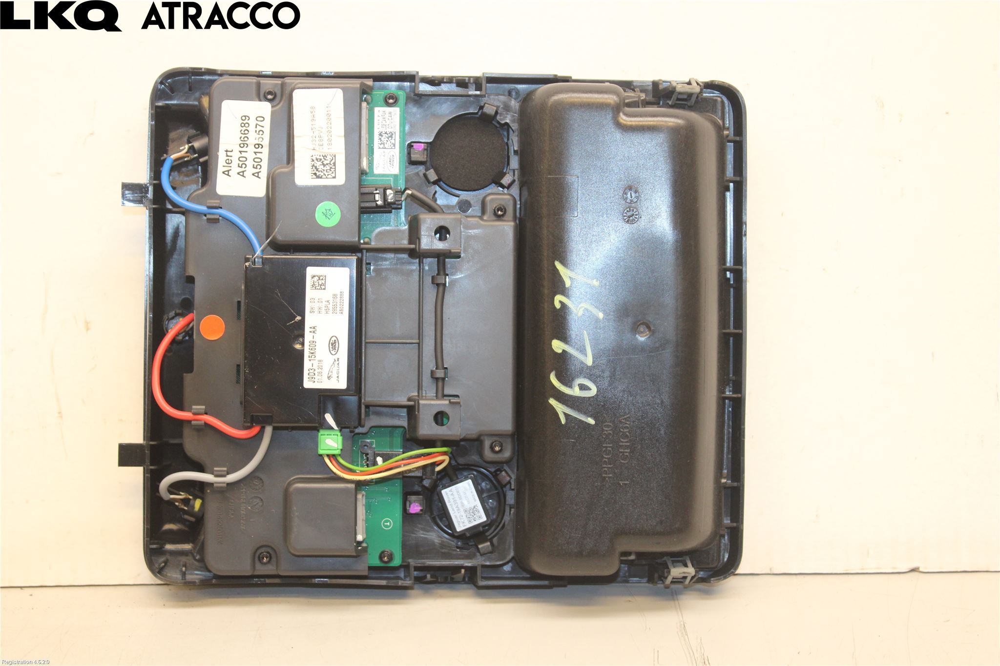 Jaguar I-PACE 18- Innr Taklys