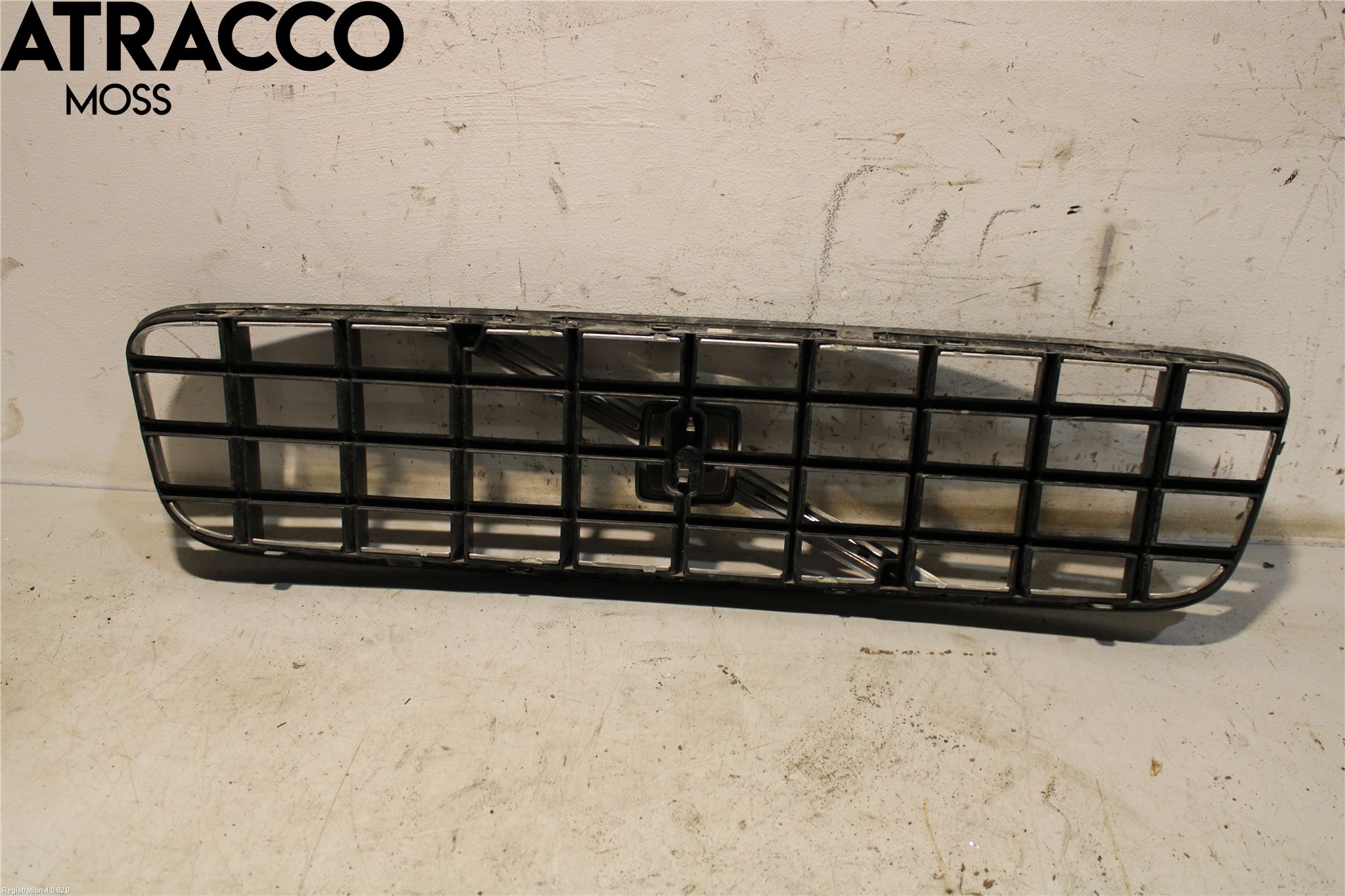 Volvo XC90 03-06 Grill Komplett