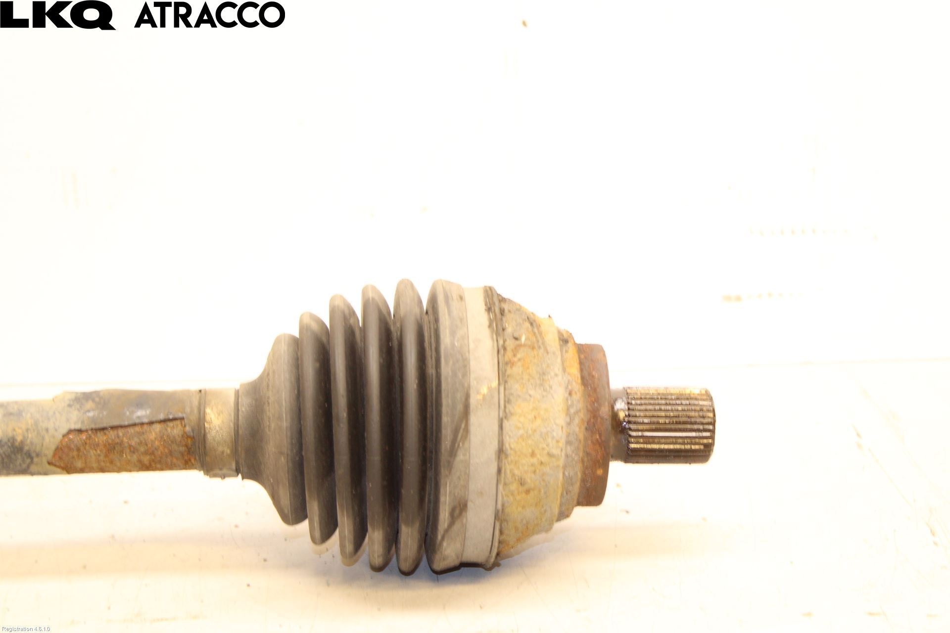 Skoda SUPERB 09-15 Drivaksel Foran Kompl Venstre