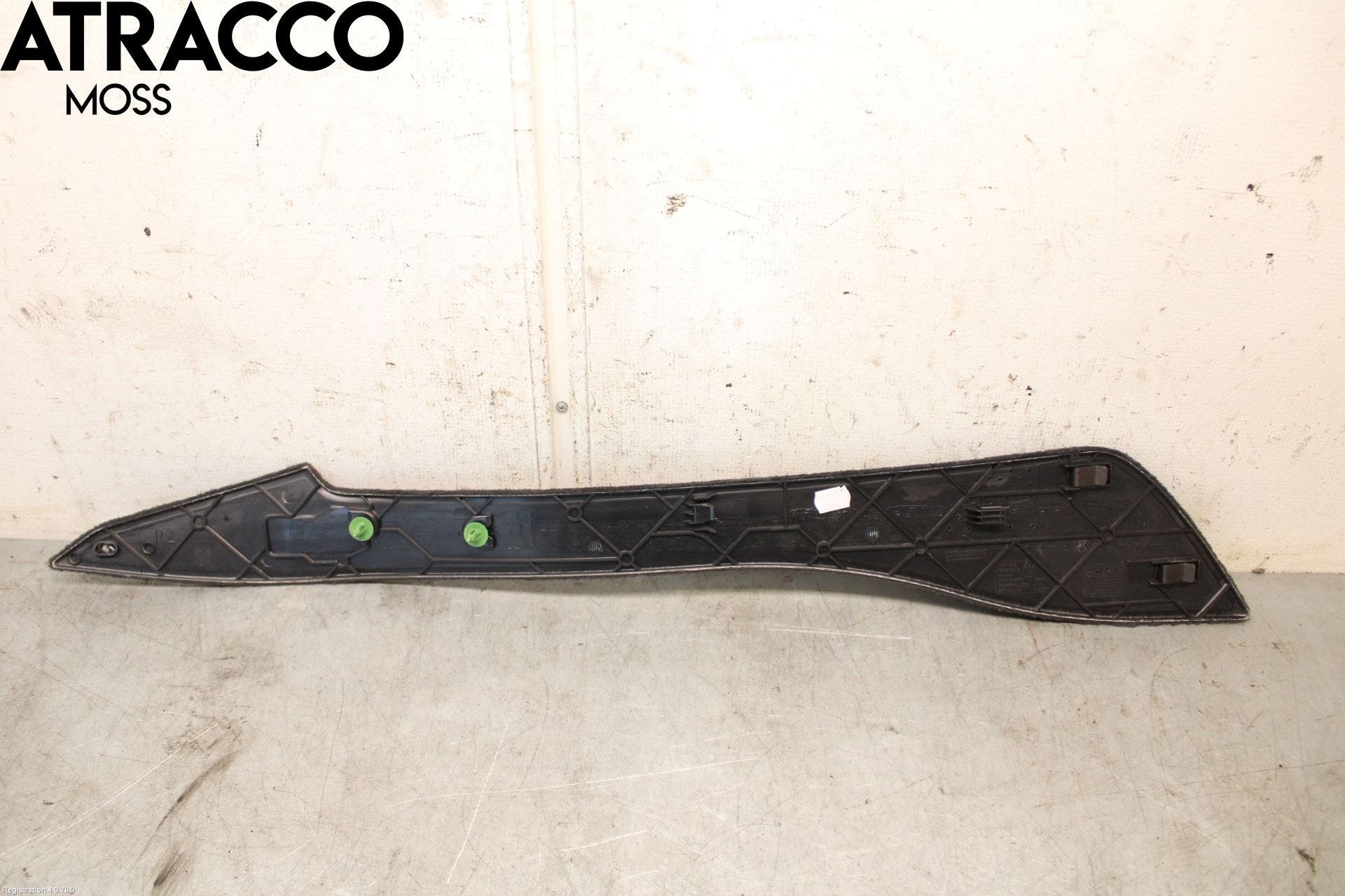 BMW 5 F10/F11/F18 09-17 Innr Konsoll-Lomme