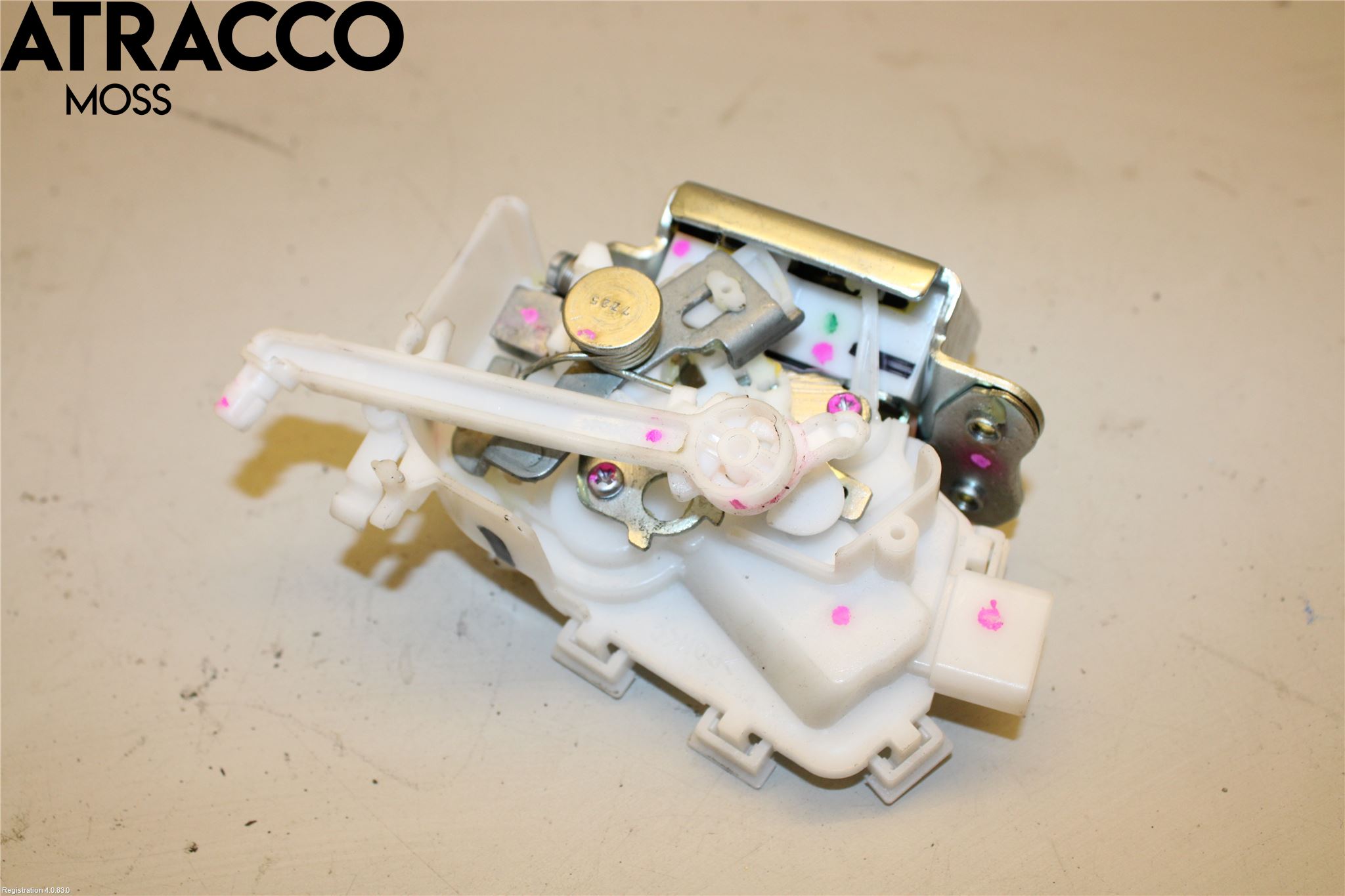 Mitsubishi SPACE STAR 13- Bakluke-Lokk Låsekasse