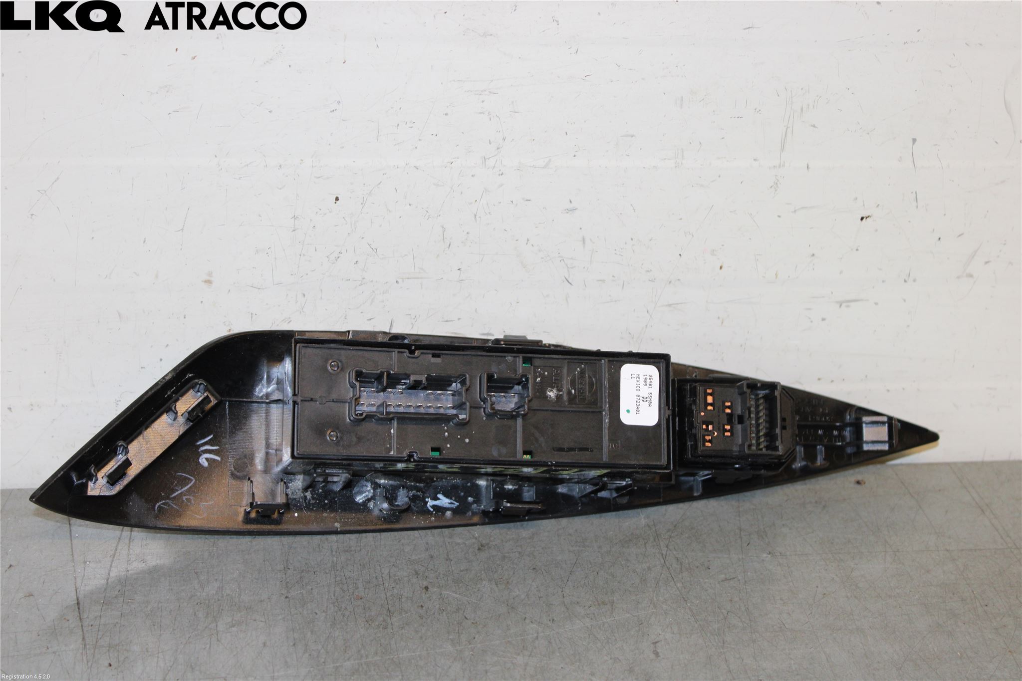 Nissan LEAF 18- Bryter Vindusheis