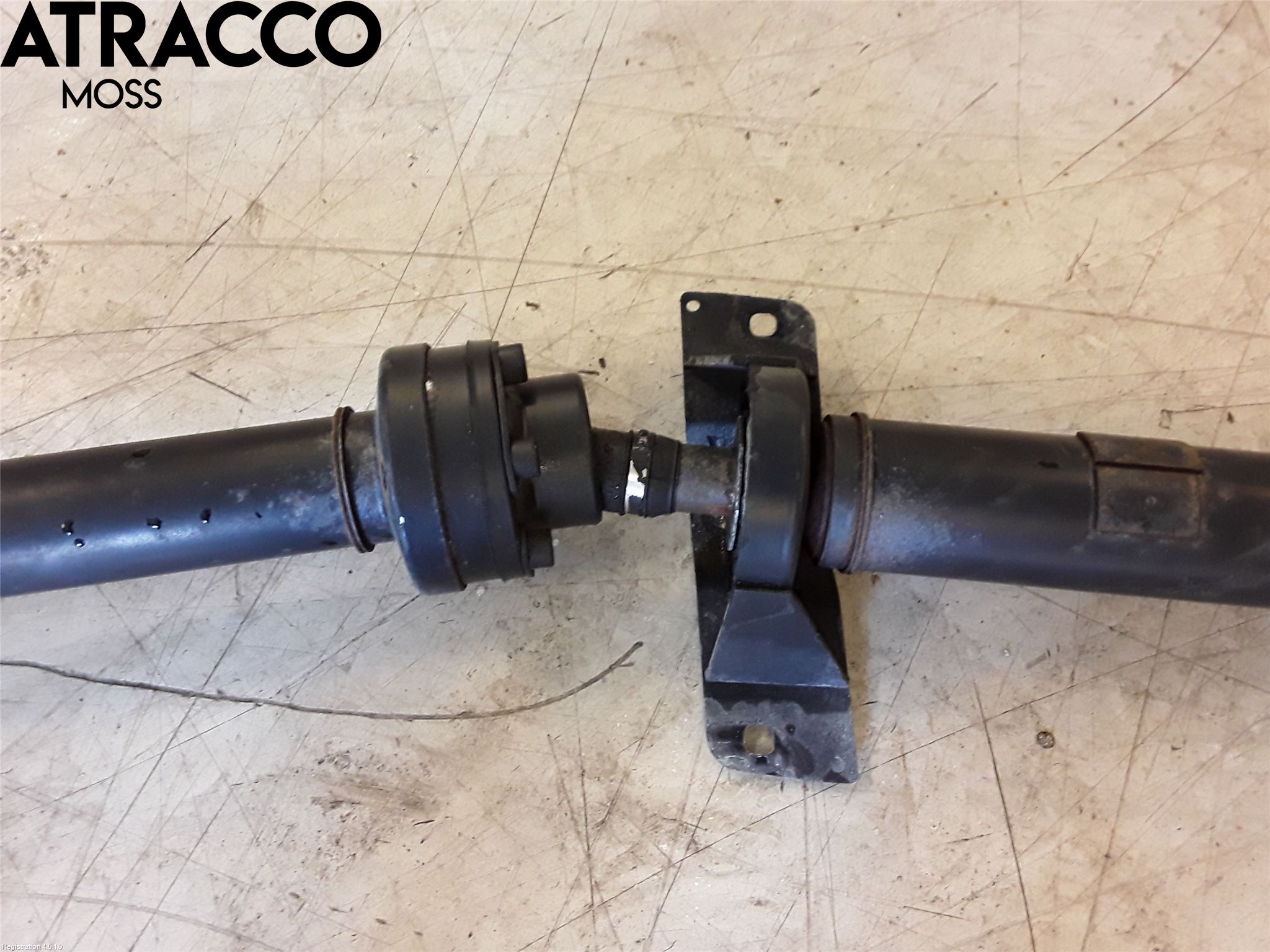 Volkswagen VW CADDY      04-10 Mellomaksel Kompl