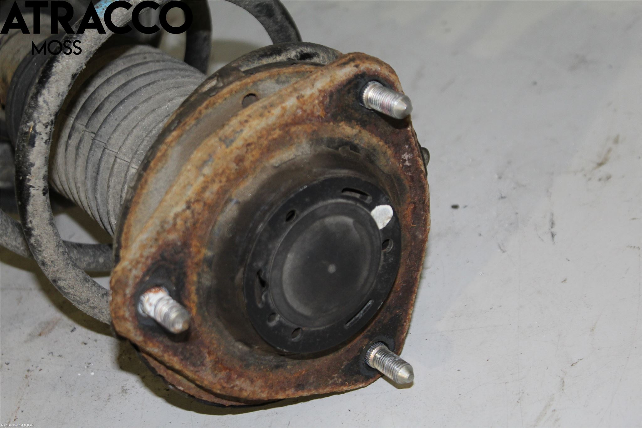 Toyota RAV4 13-18 Fjærbein Foran Venstre