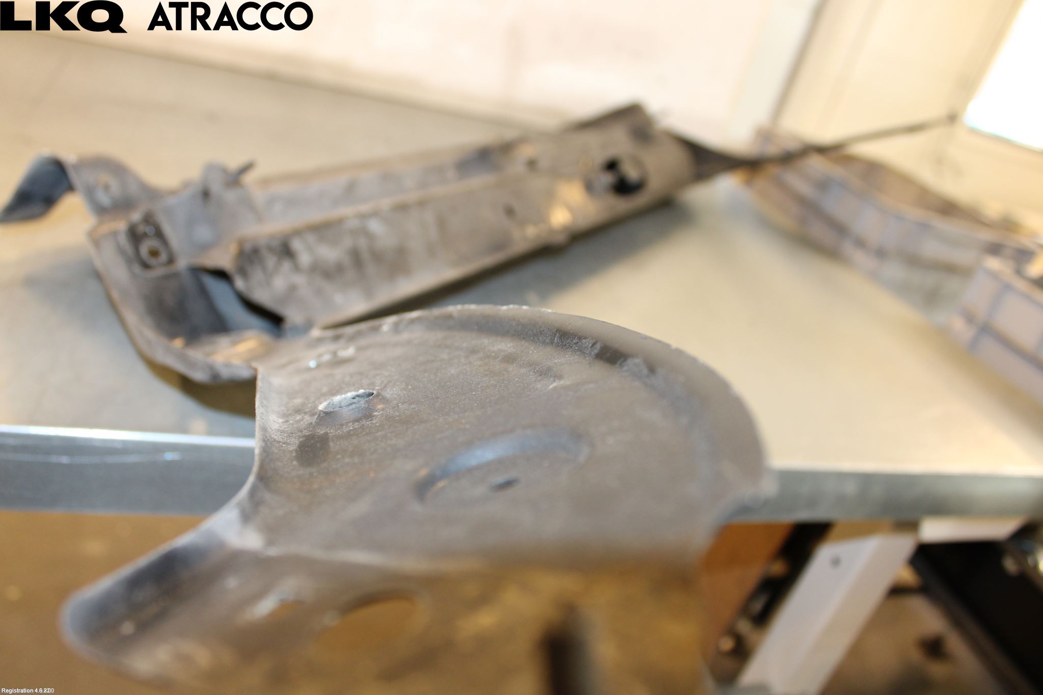 Citroen BERLINGO  03-07 Panserlåsplate-Bjelke