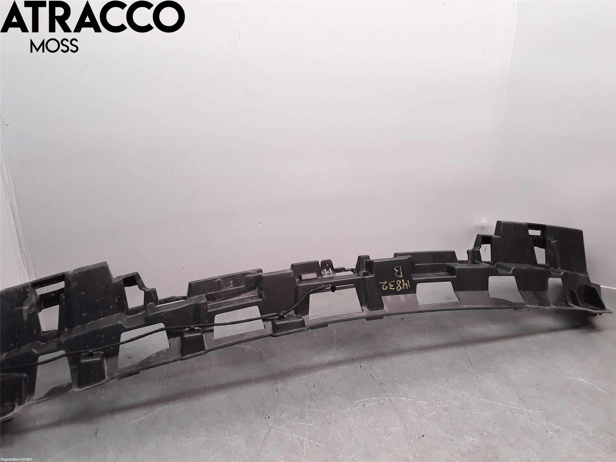 Jaguar I-PACE 18- Støtfanger Bak Midt Del