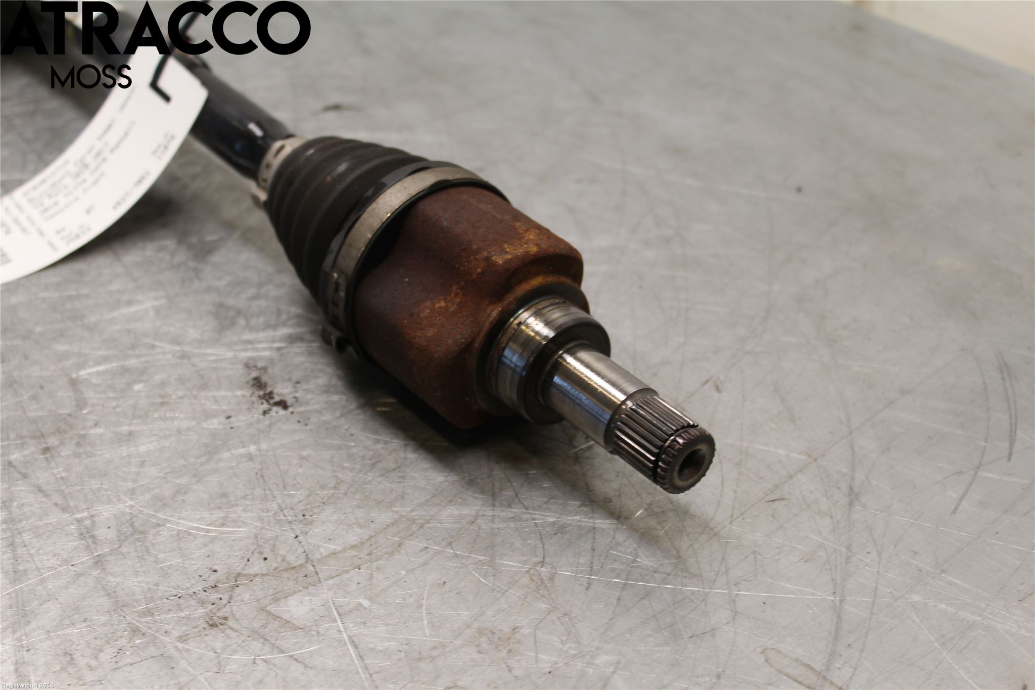 Volkswagen VW POLO 10-17 Drivaksel Foran Kompl Venstre