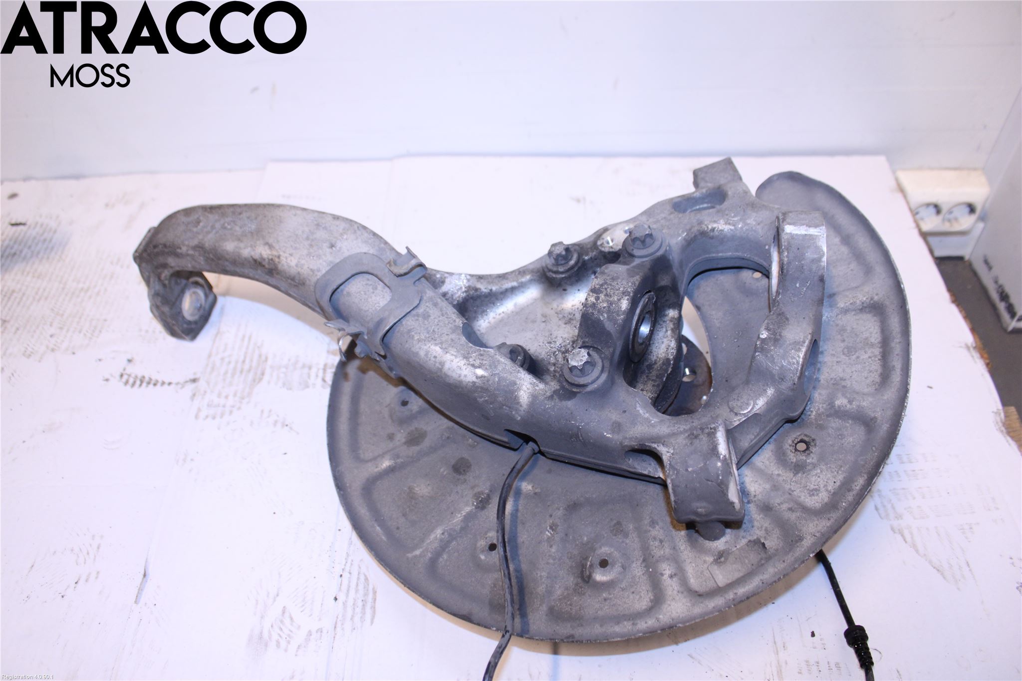Mercedes-Benz MB C-KLASS (W205) 14-21 Spindel Hf