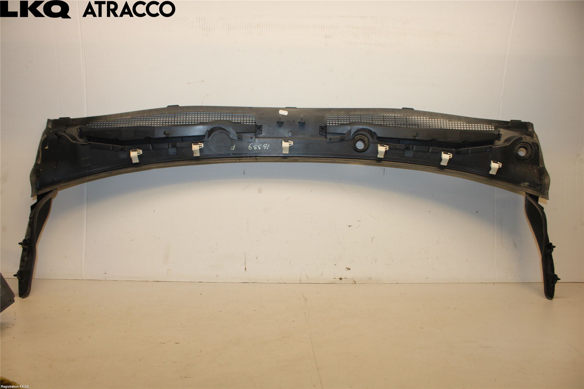 Renault MEGANE III 09-15 Visker Deksel-Grill-Under Frr