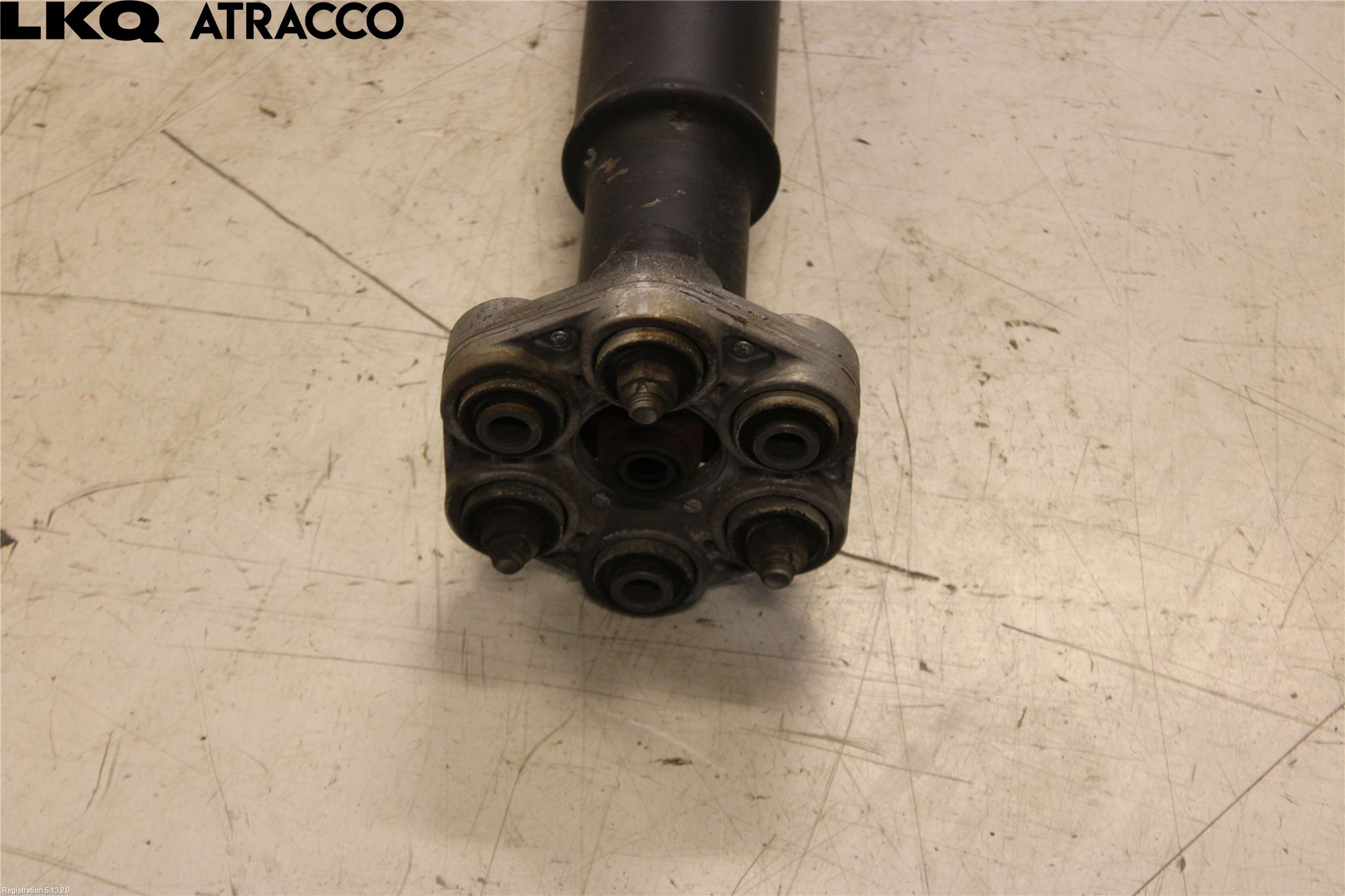 BMW 5 F10/F11/F18 09-17 Mellomaksel Kompl