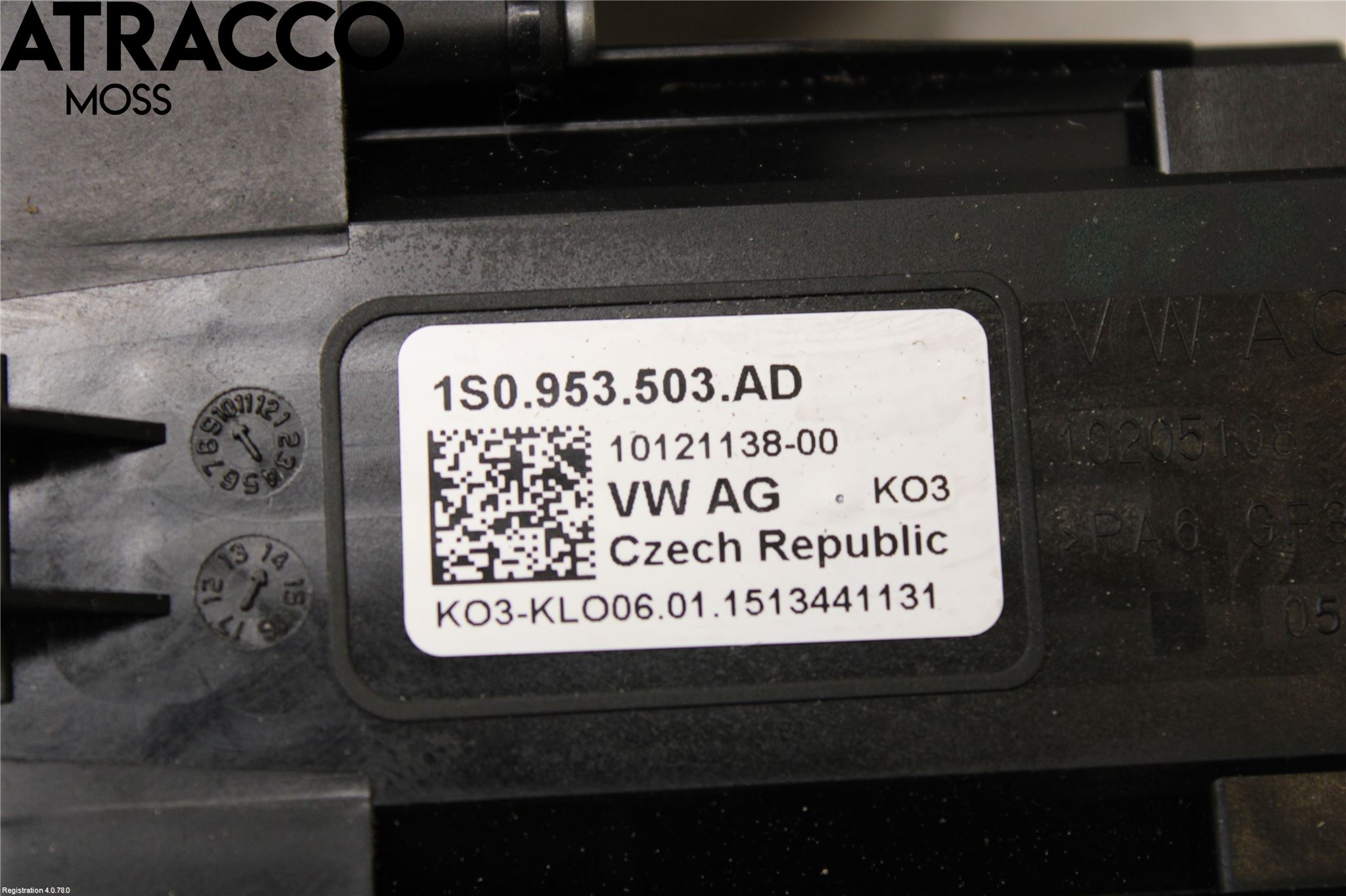 Volkswagen VW UP! / E-UP! Bryter Ratt Kombi H Og V