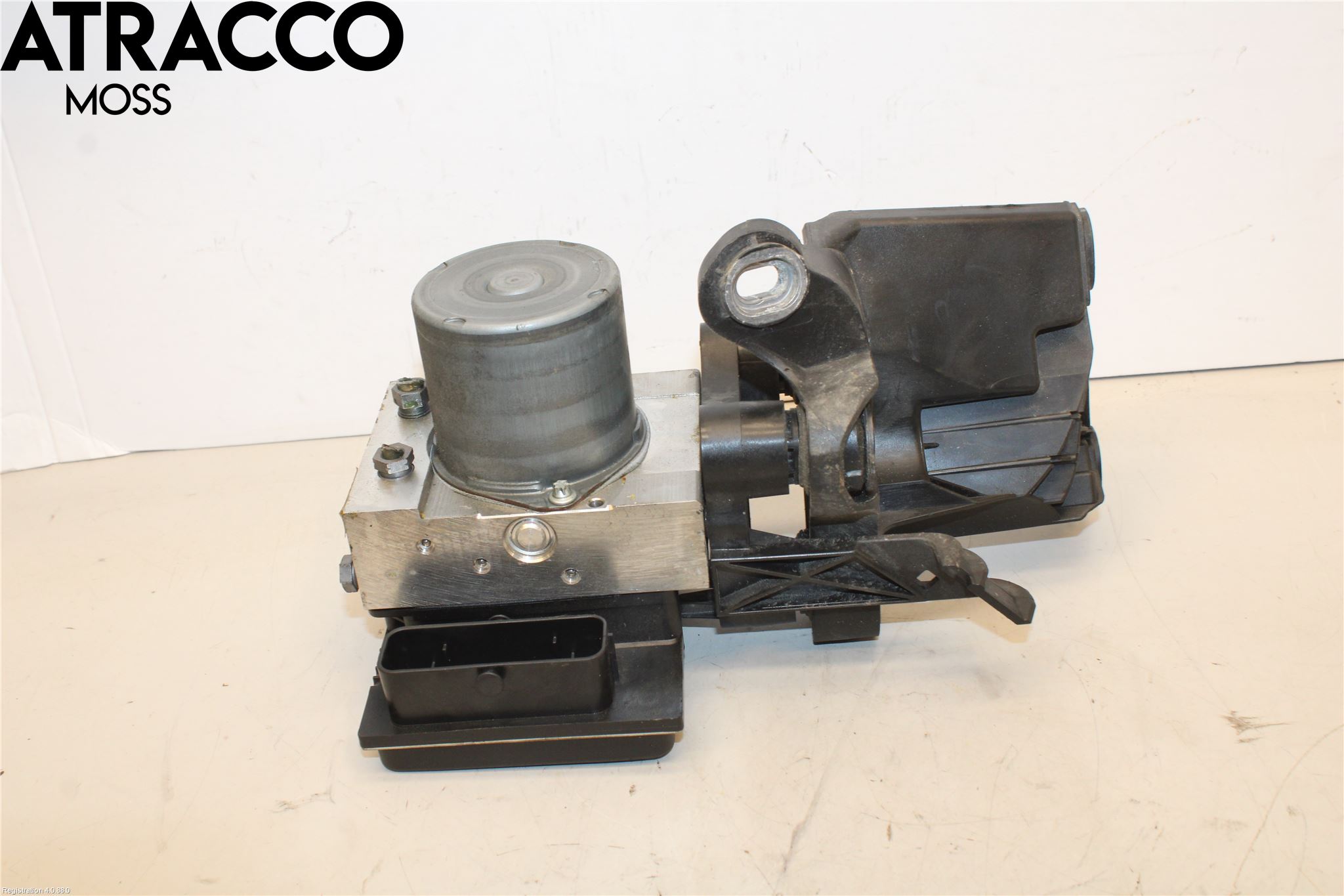 Mercedes-Benz MB E-KLASS (W212) 09-16 Abs Hydraulikkaggregat