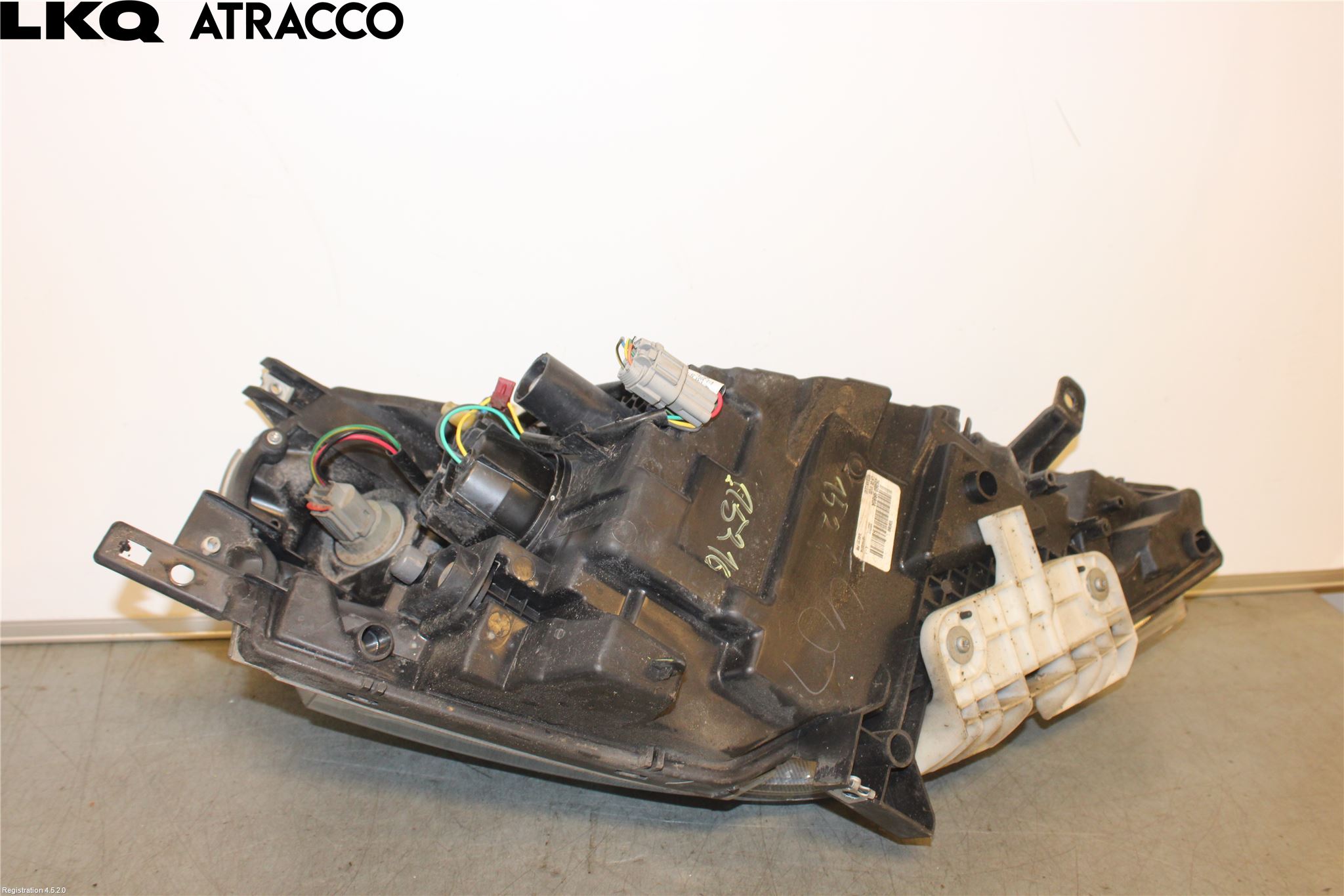 Nissan LEAF 11-17 Frontlykt Venstre