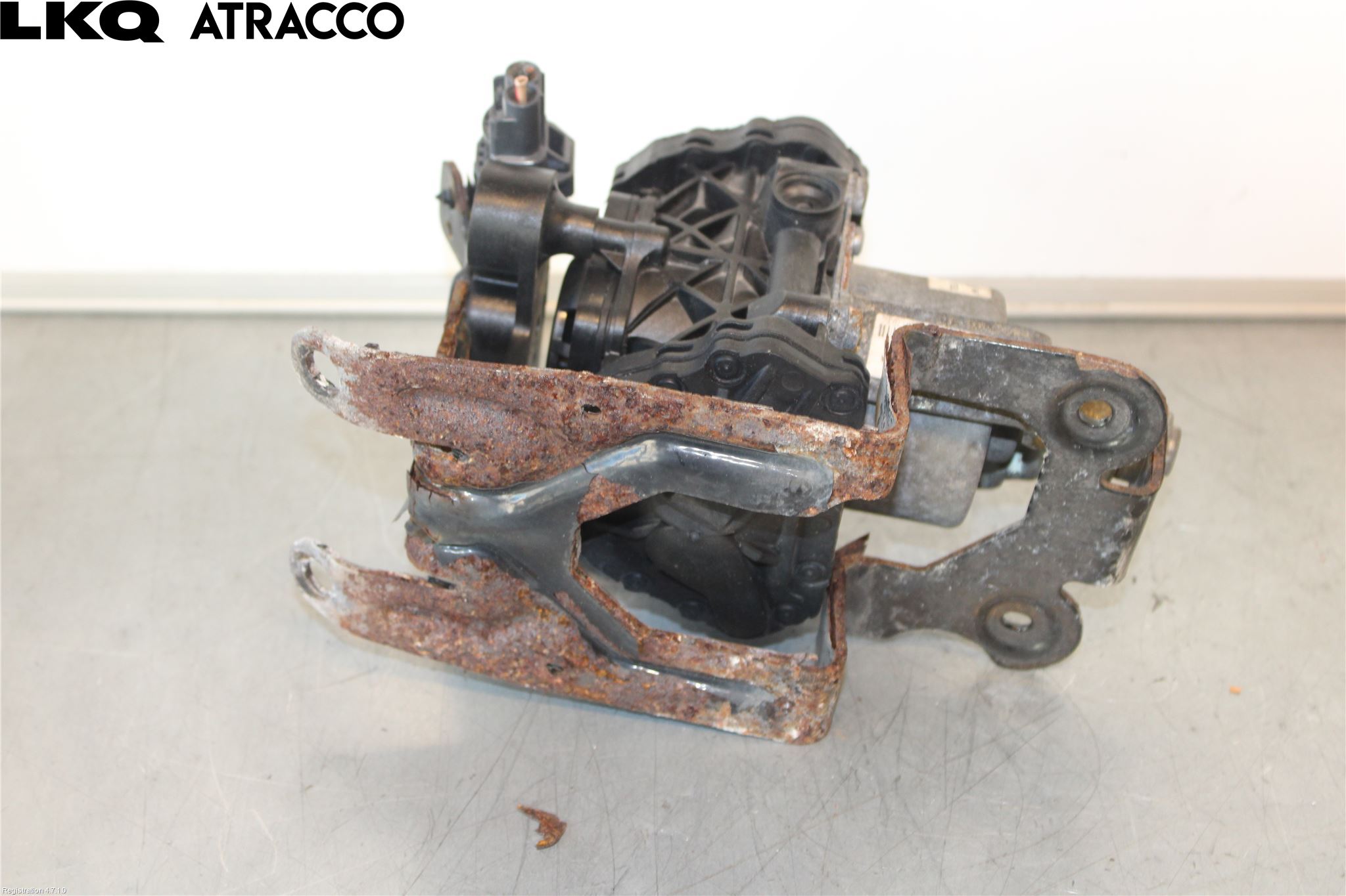 Tesla MODEL S 13- Vacuumpumpe