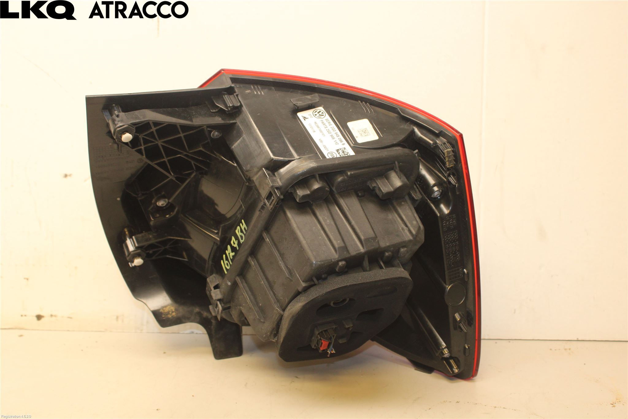 Volkswagen VW POLO VI 18->> Baklykt Høyre