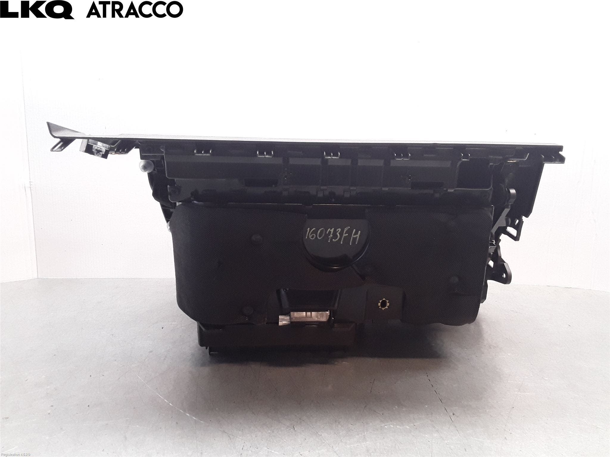 Audi E-TRON, S GE 19- Innr Hanskerom