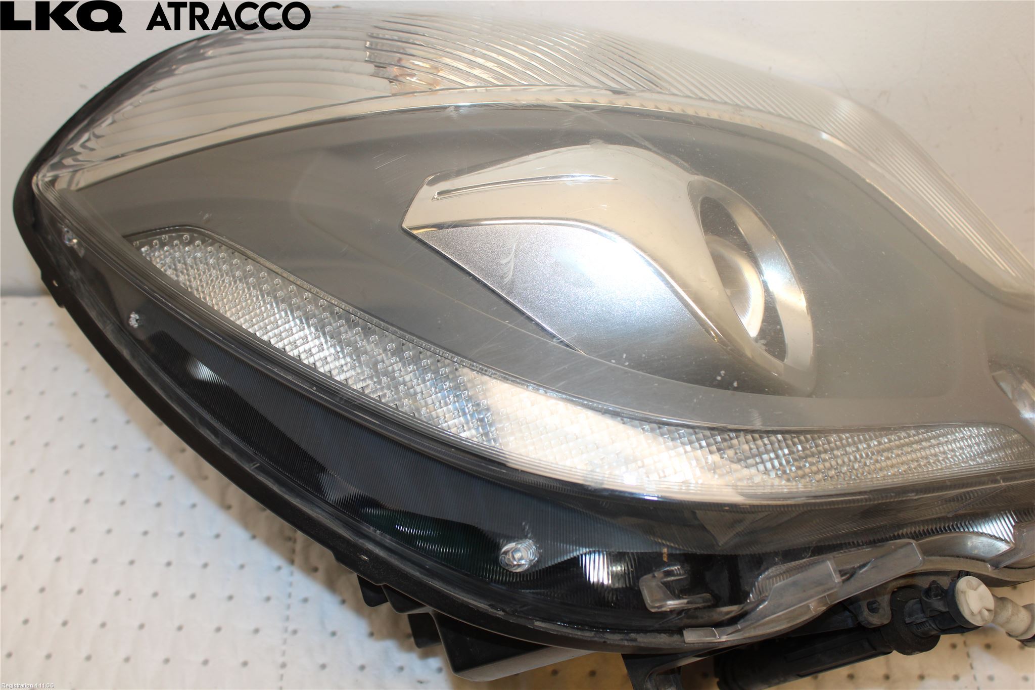 Mercedes-Benz MB SPRINTER (W906) 06-18 Frontlykt Høyre