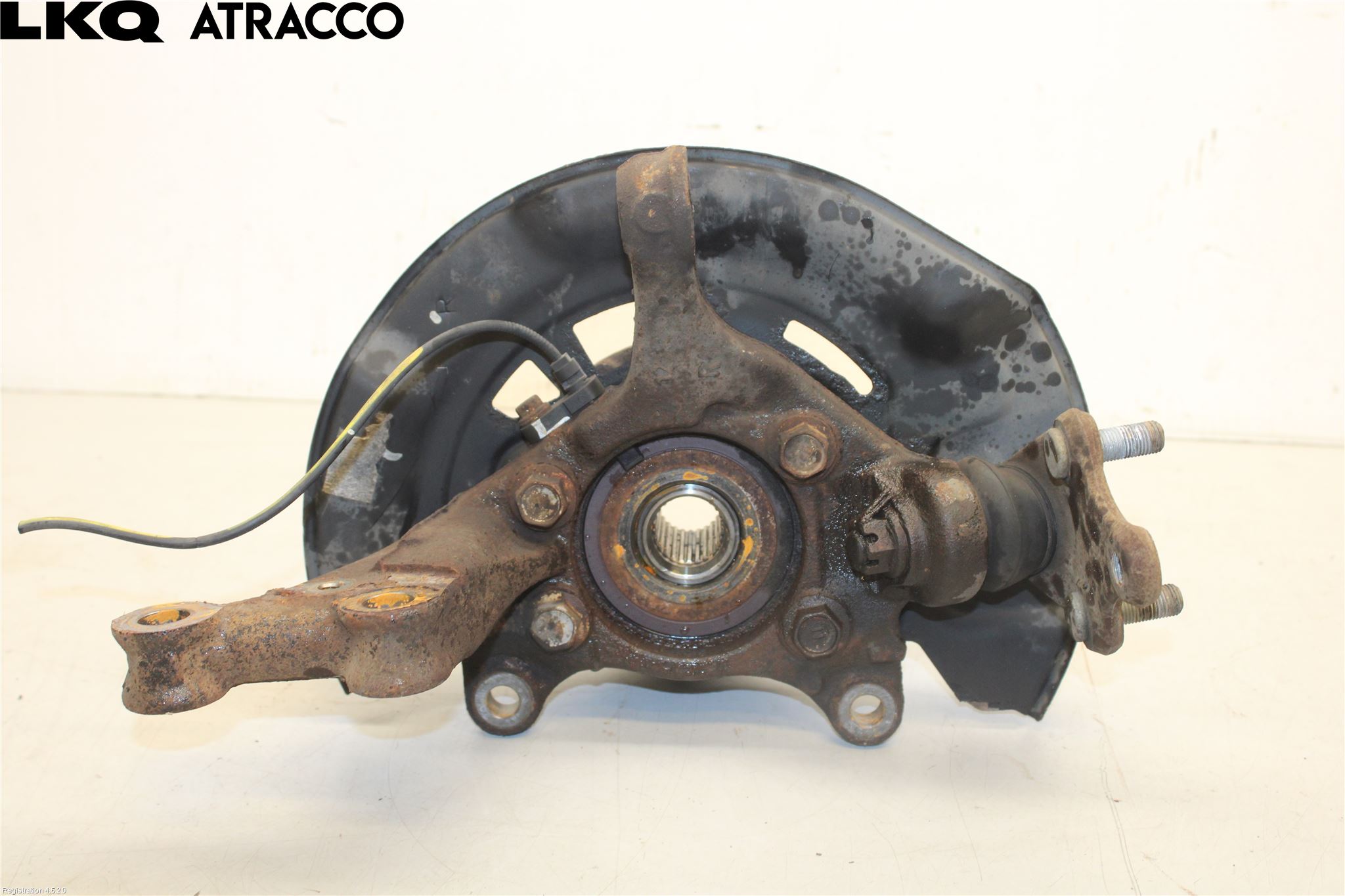 Toyota PRIUS+ ZVW40 12-20 Spindel Hf