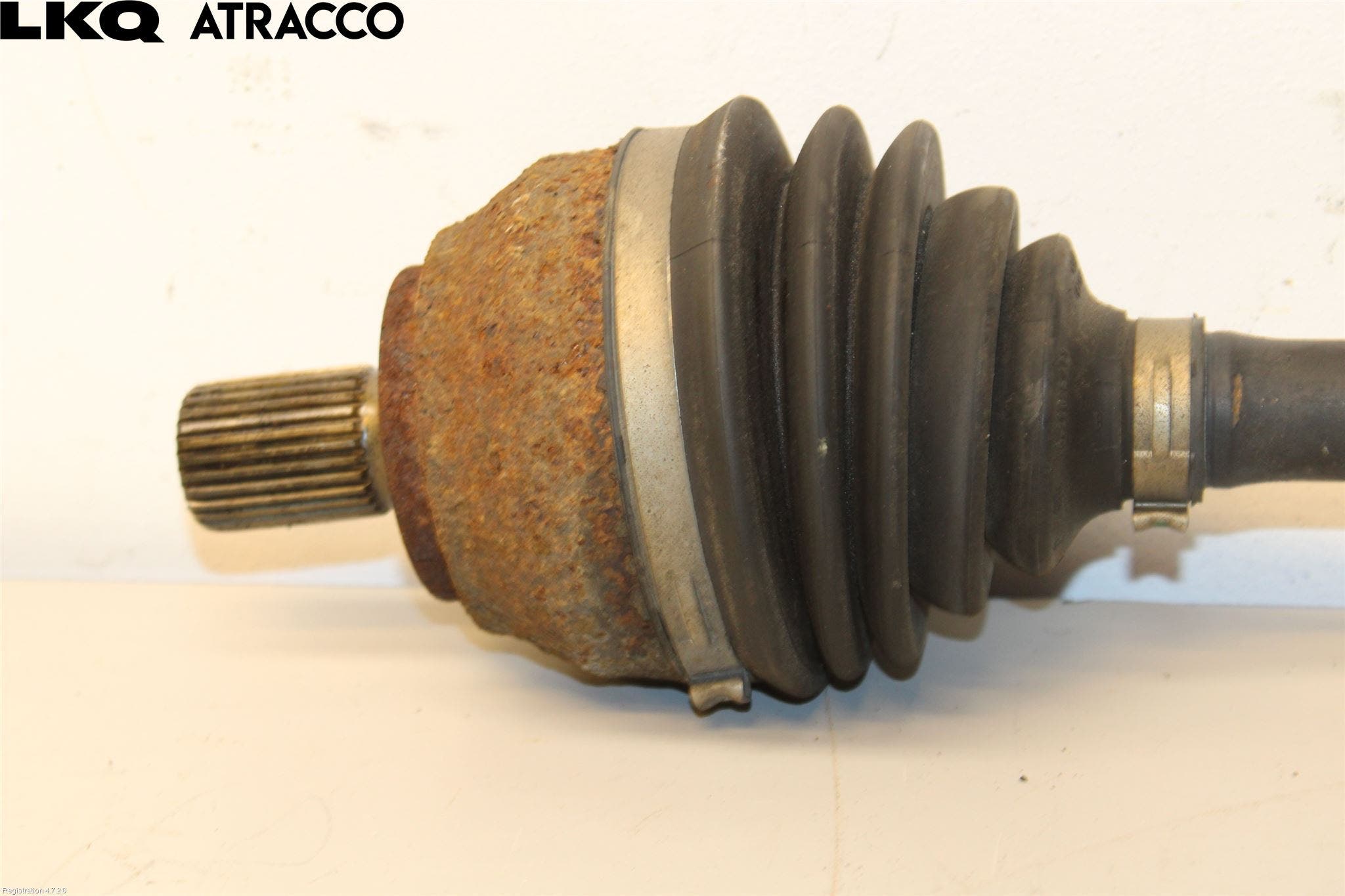 Volkswagen VW AMAROK 2H 10-22 Drivaksel Foran Kompl Venstre