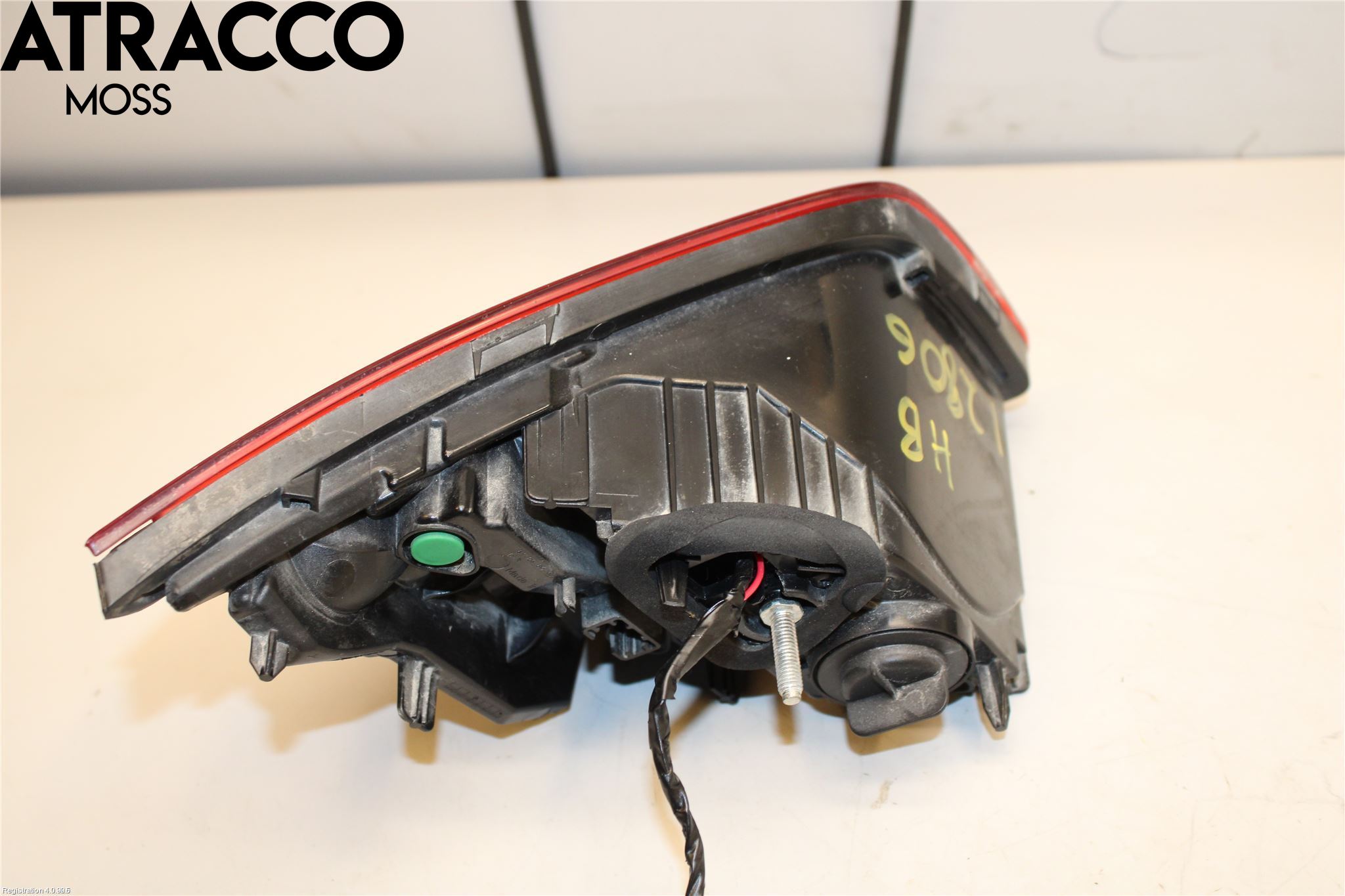 Peugeot 308 14-21 Baklykt Høyre  På Luke(Indre)