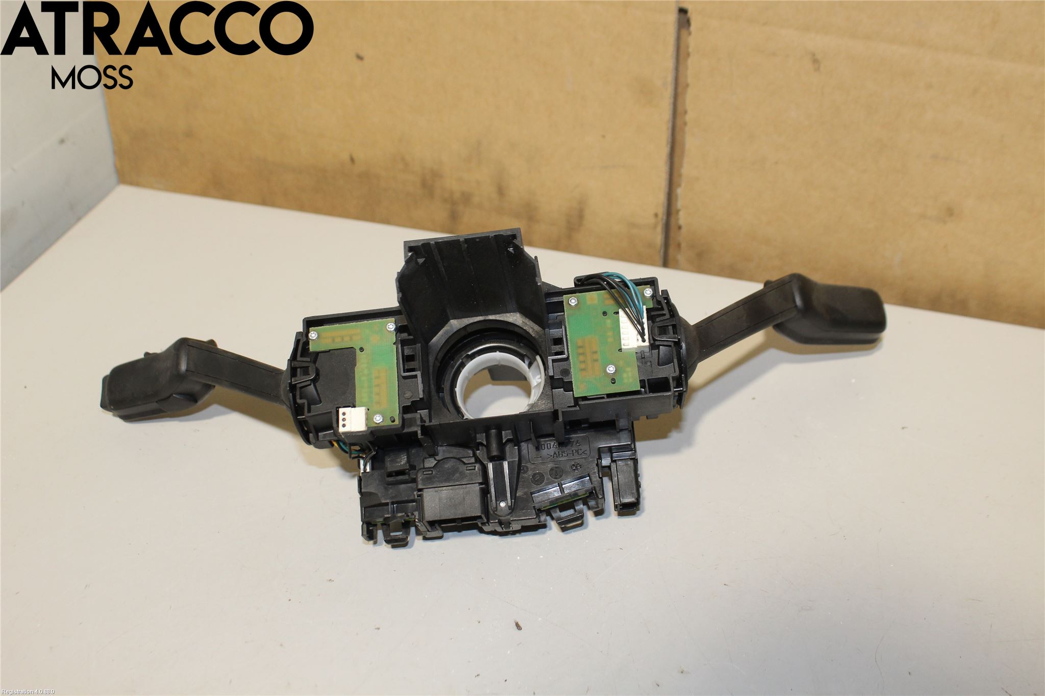 Volkswagen VW GOLF PLUS/CROSS GOLF 04-14 Bryter Ratt Kombi H Og V