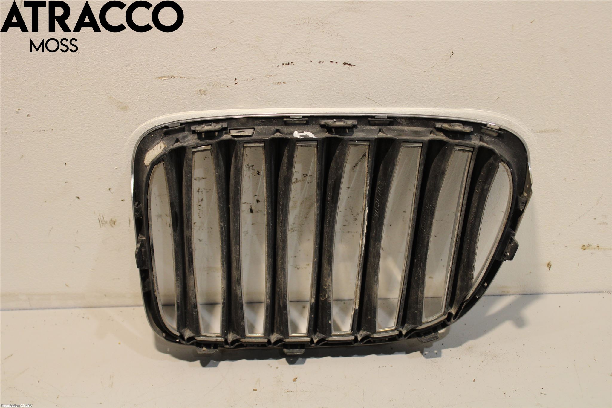 BMW X1 E84 10-15 Grilldel Høyre