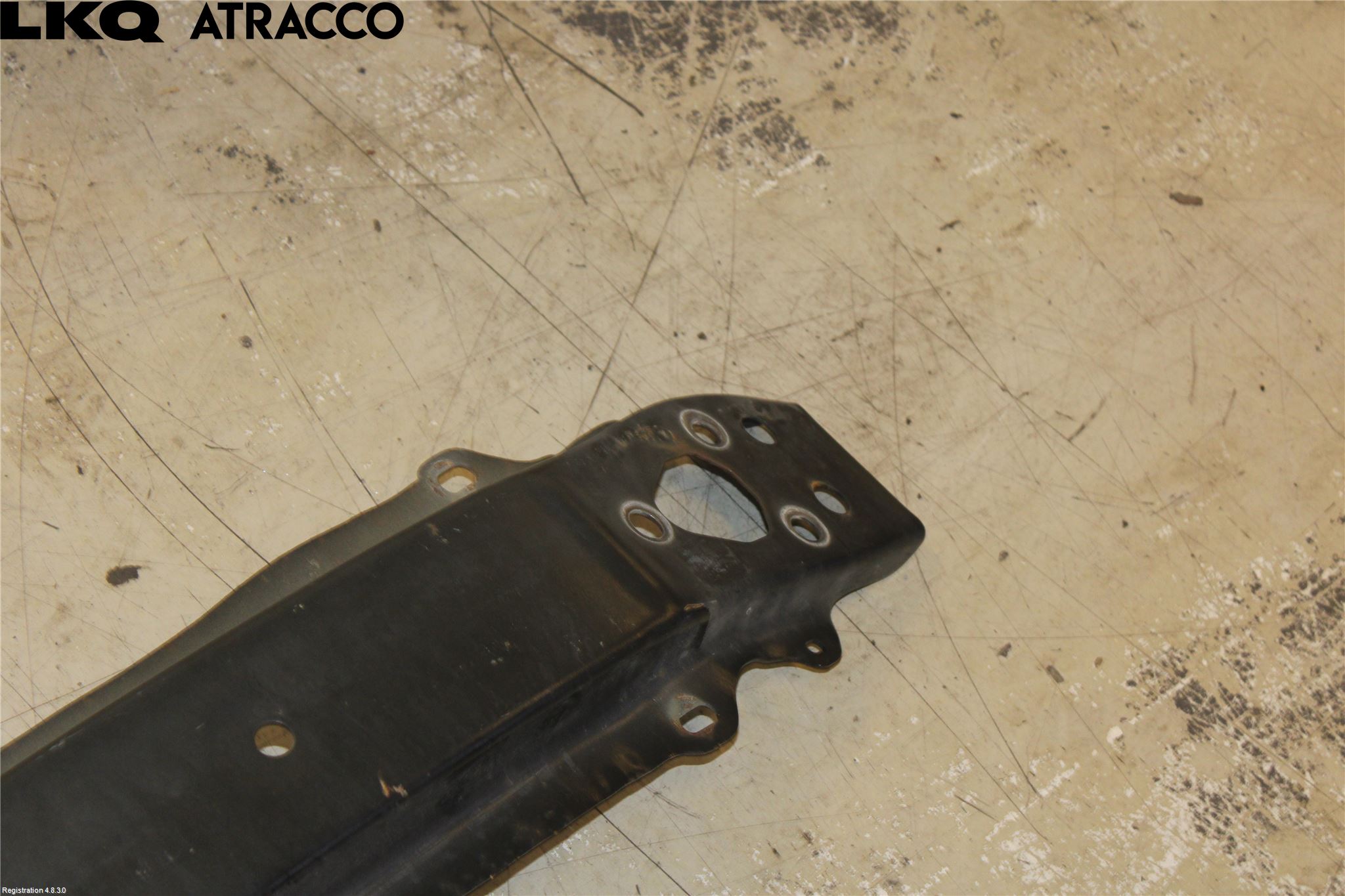 Toyota YARIS XP130 12-14 Støtfanger Foran Bjelke