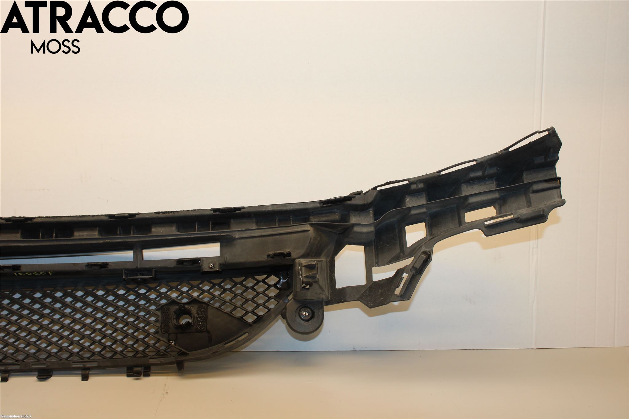 Mercedes-Benz MB E-KLASS (W213) 16-23 Støtfanger Foran Midt Del