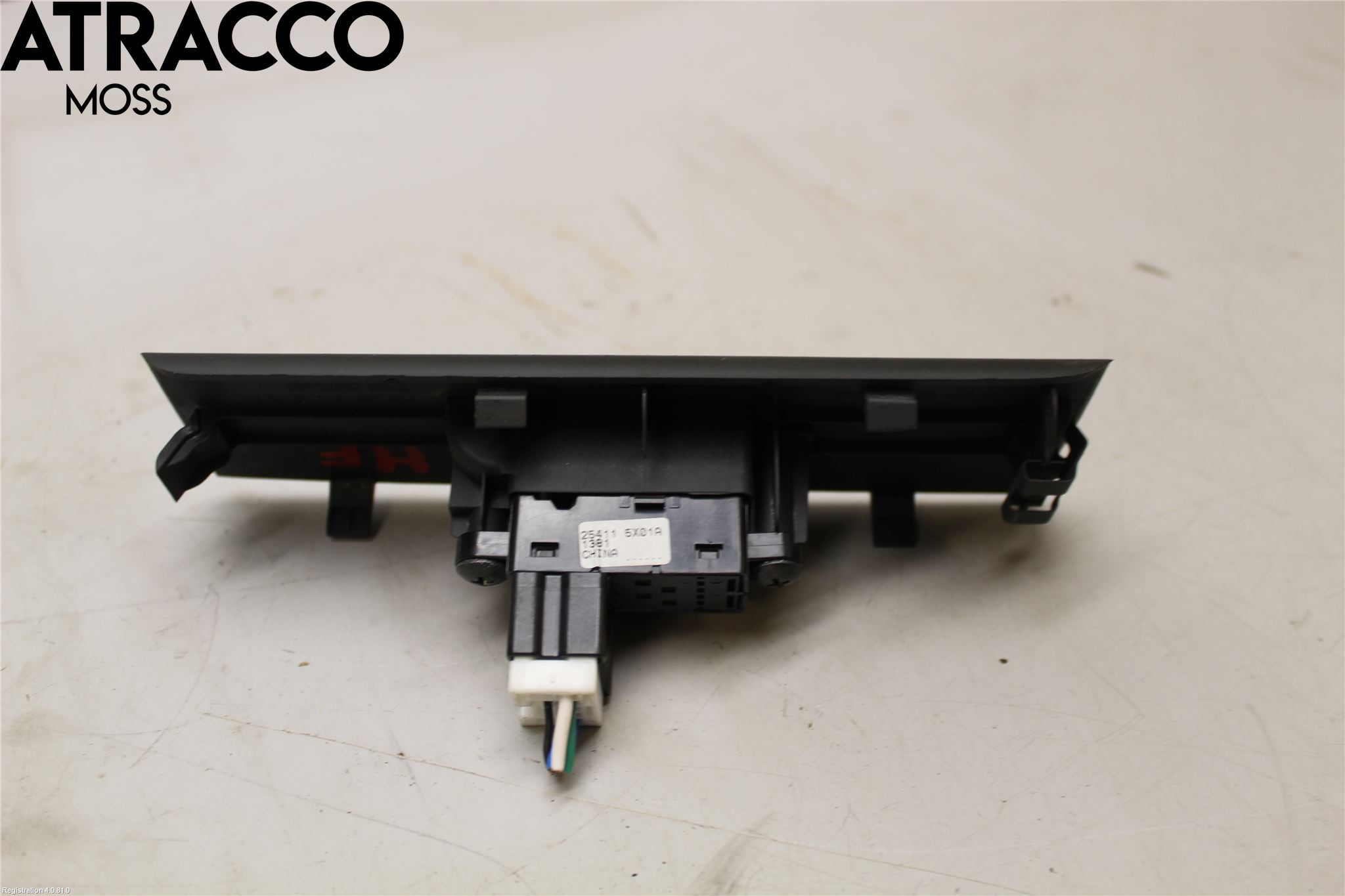 Nissan NAVARA 05-16 Bryter Vindusheis