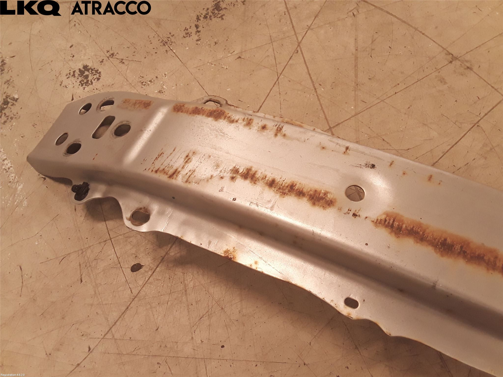 Toyota YARIS XP130 12-14 Støtfanger Foran Bjelke