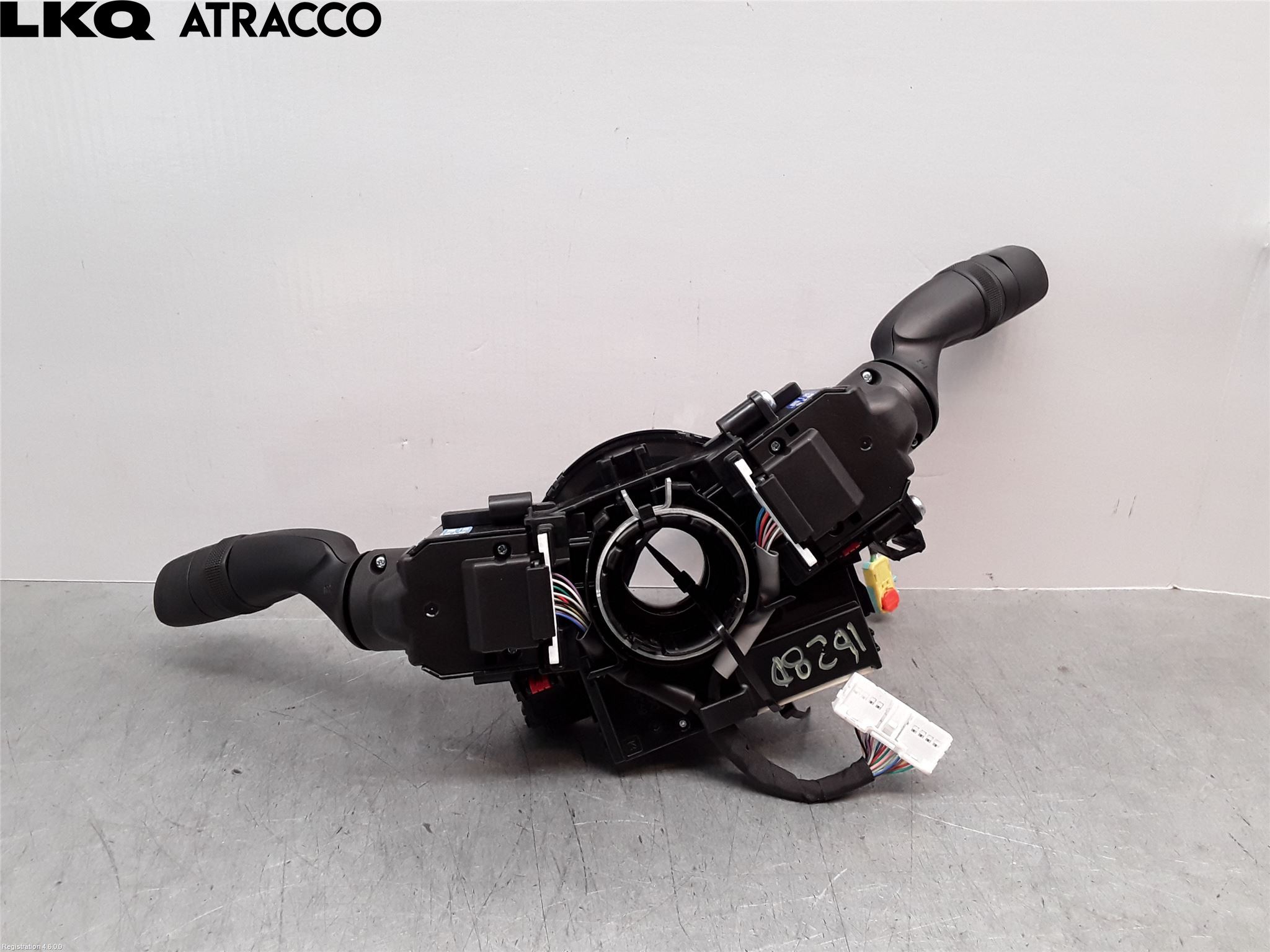 Toyota YARIS XP21 20- Bryter Ratt Kombi H Og V