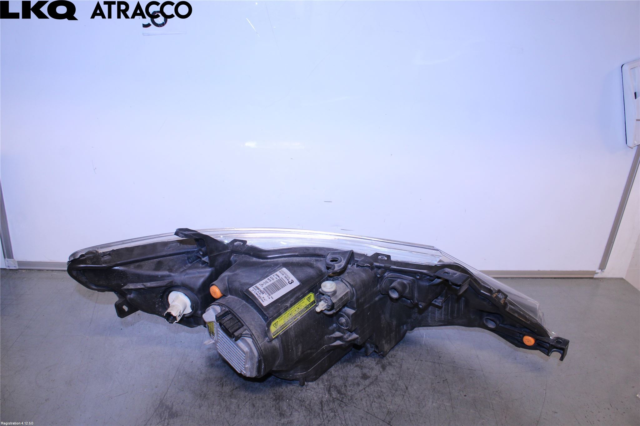 Toyota AURIS 13-19 Frontlykt Venstre