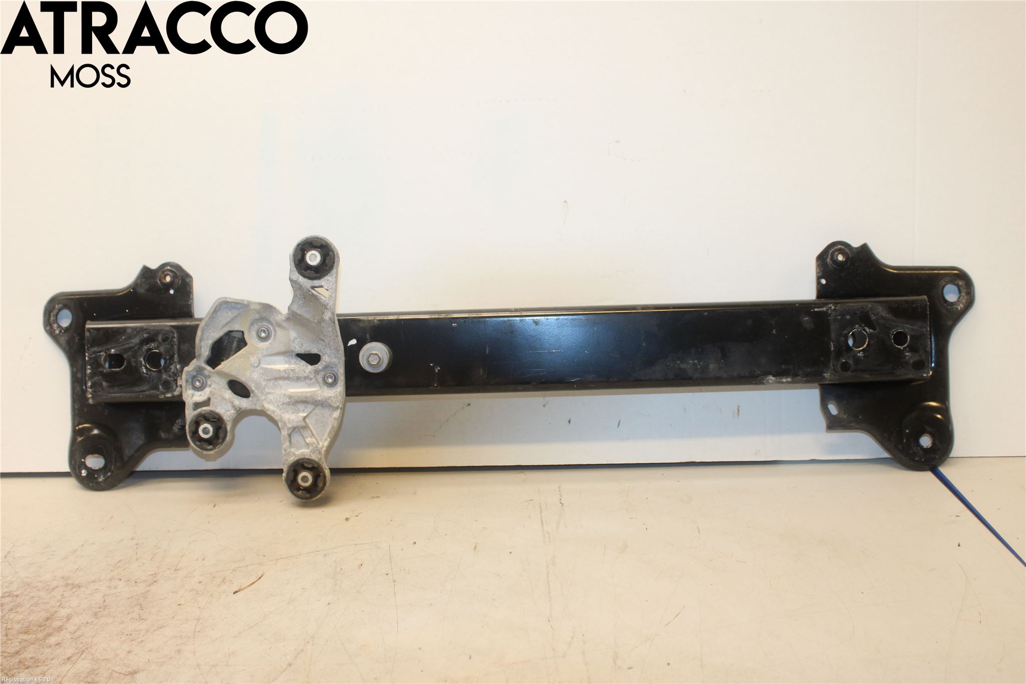 Tesla MODEL 3 17- Radiator Feste - Ramme - Bjelk