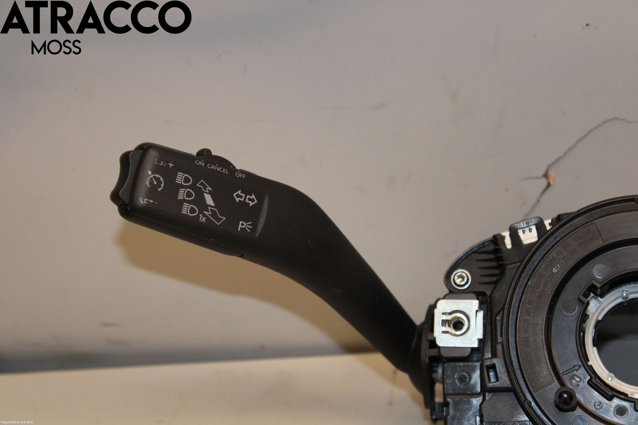 Volkswagen VW GOLF VI 09-13 Bryter Ratt Kombi H Og V