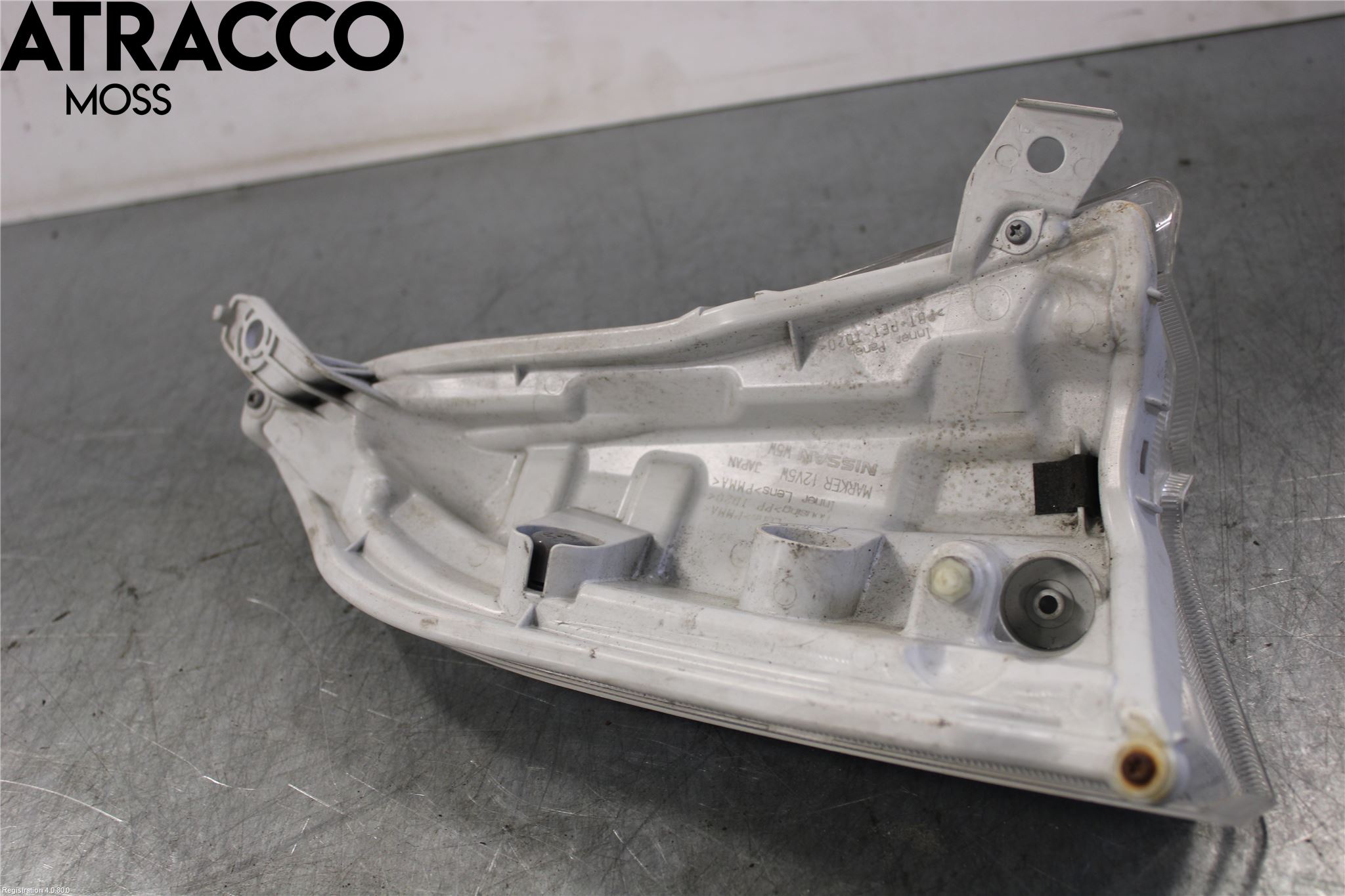 Nissan LEAF 11-17 Frontlykt Hus Venstre