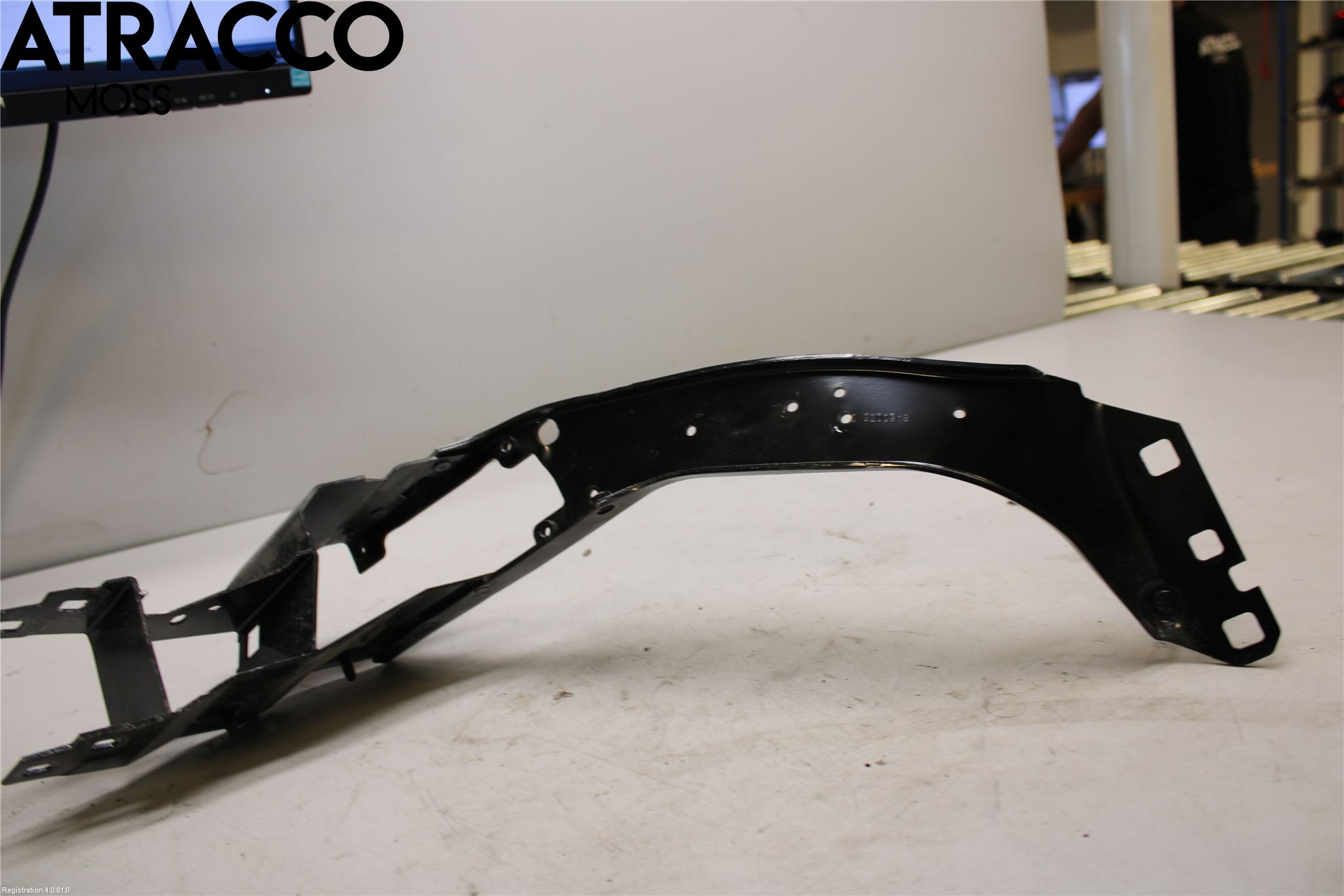 Mini COUNTRYMAN F60 17-23 Frontlykt Holder-Feste