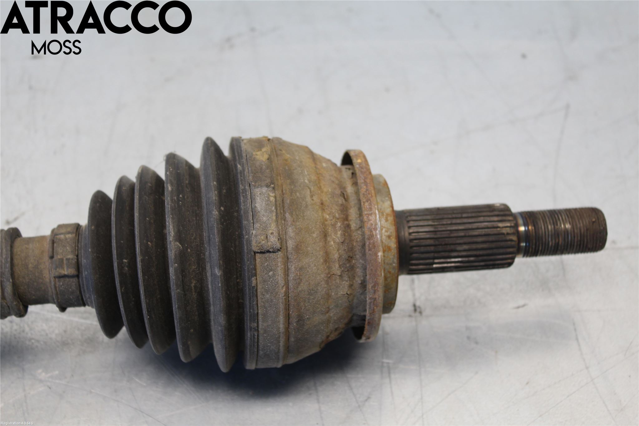 Toyota RAV 4 06-12 Drivaksel Foran Kompl Høyre