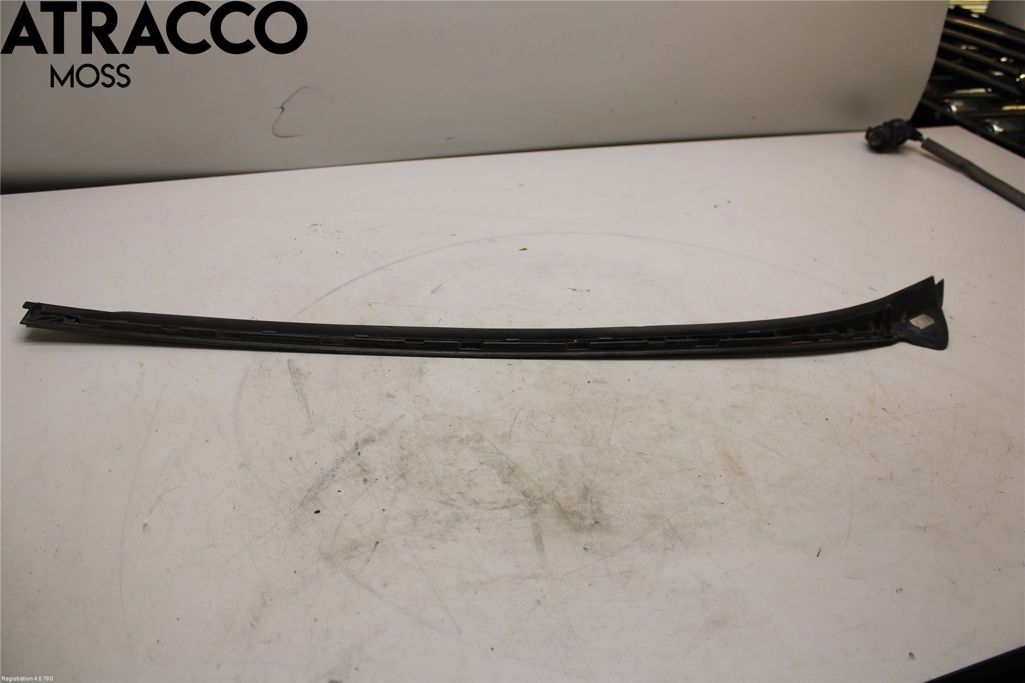 Mercedes-Benz MB E-KLASS (W212) 09-16 List Venstre Side