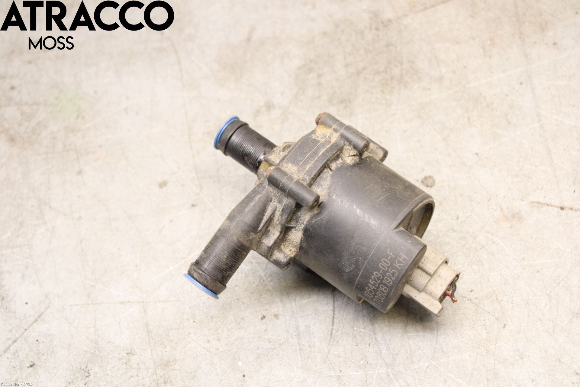 Tesla MODEL X 16- Vannpumpe